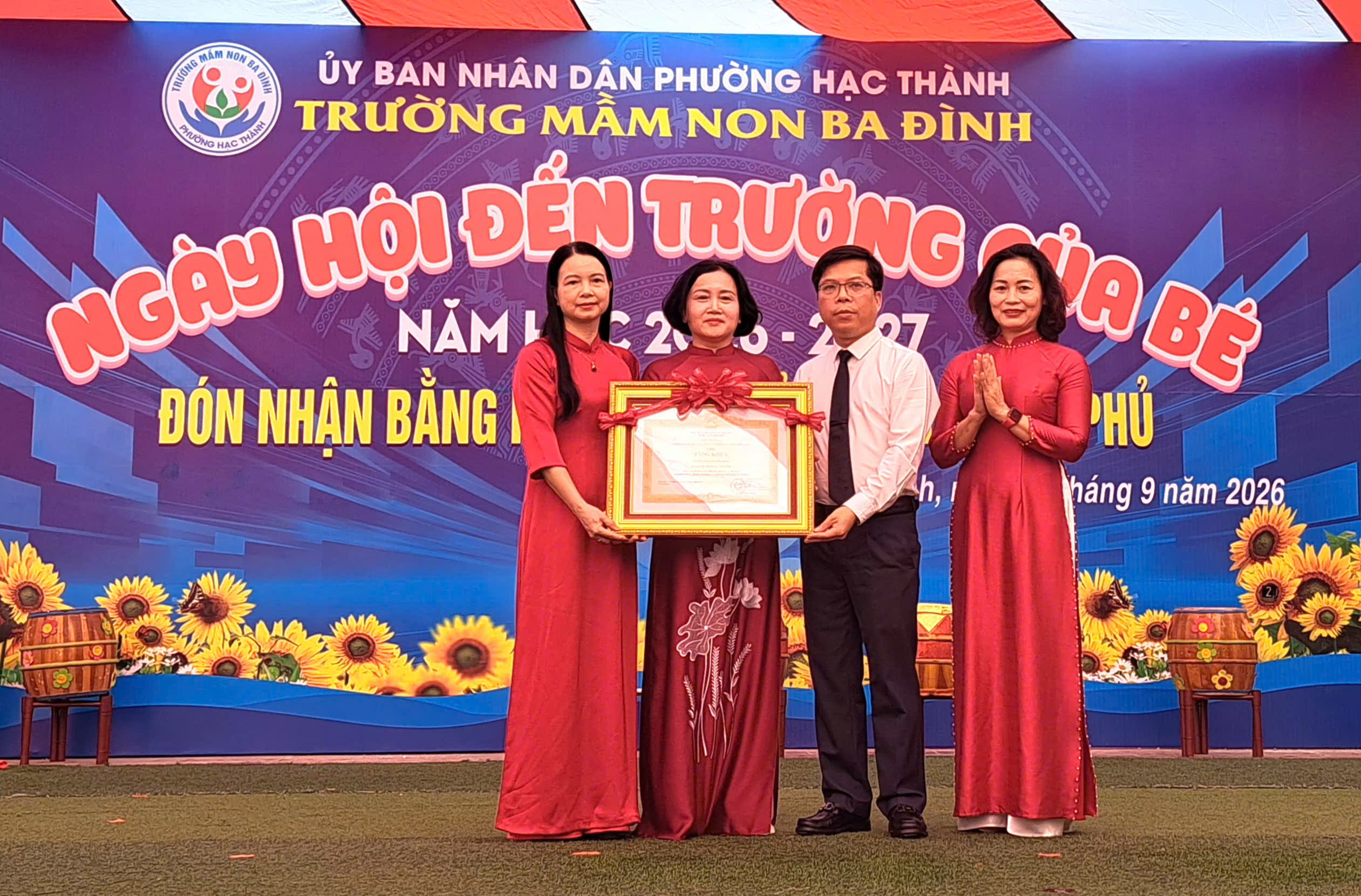 Trường Mầm non Ba Đình Khai giảng năm học mới, đón nhận Bằng khen của Thủ tướng Chính Phủ