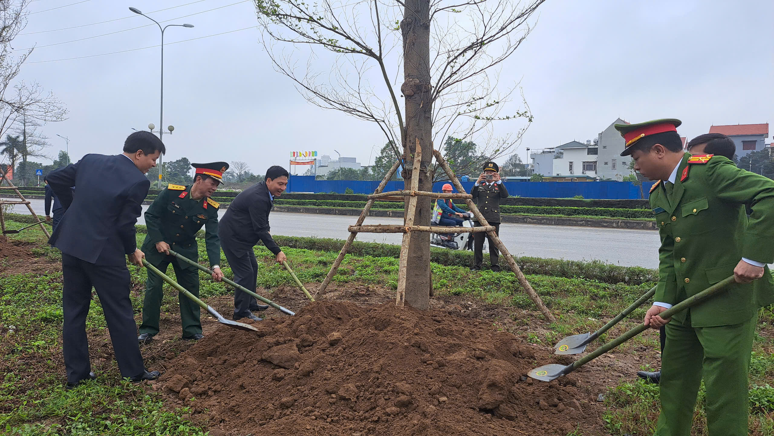 Phường Hạc Thành phát động Tết trồng cây Xuân Bính Ngọ 2026