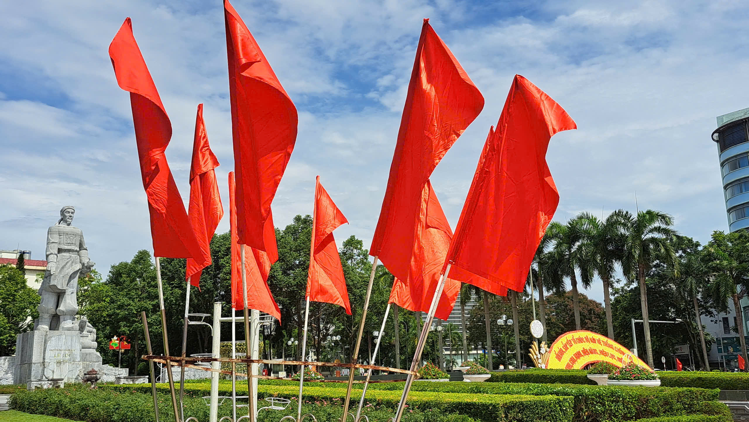 Anh-tin-bai