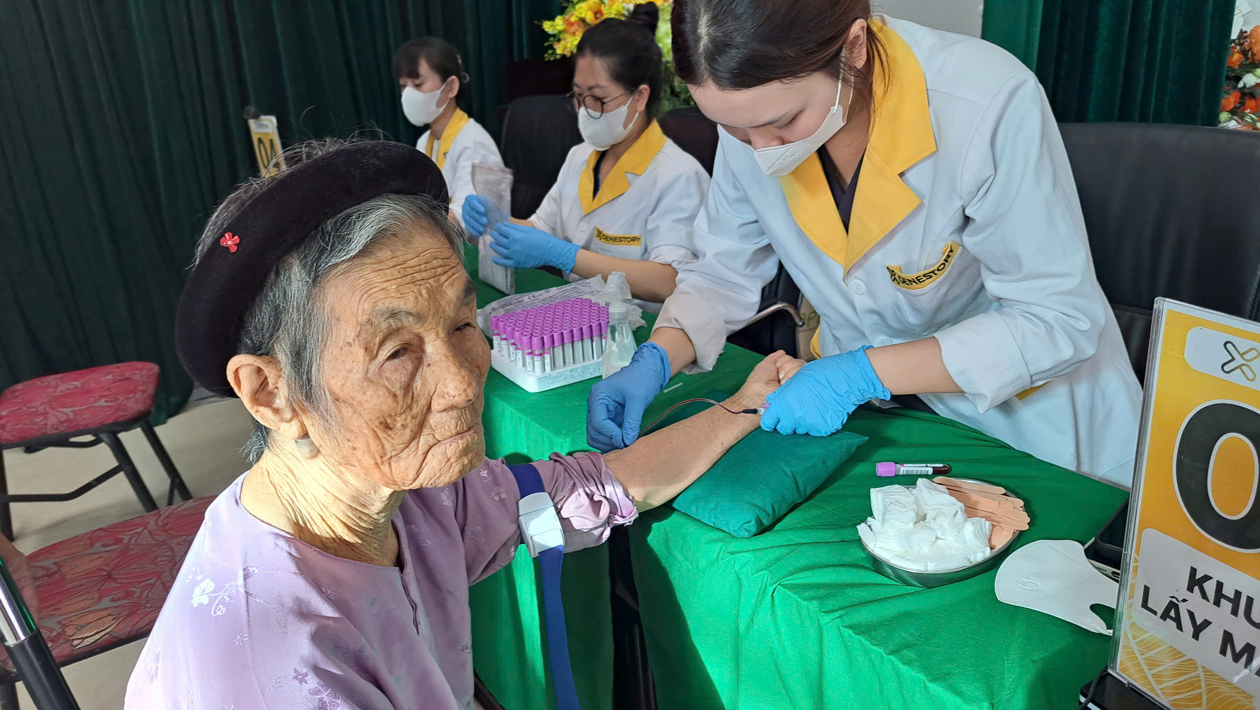 Thu nhận mẫu ADN cho thân nhân của liệt sĩ chưa xác định được thông tin