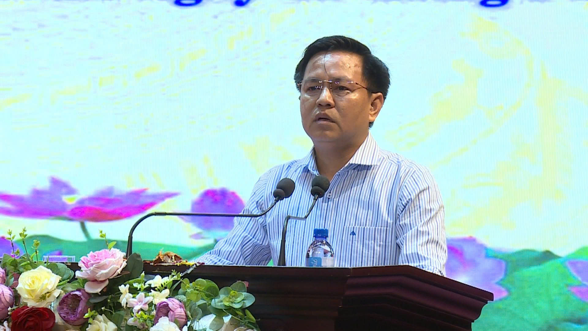 Anh-tin-bai