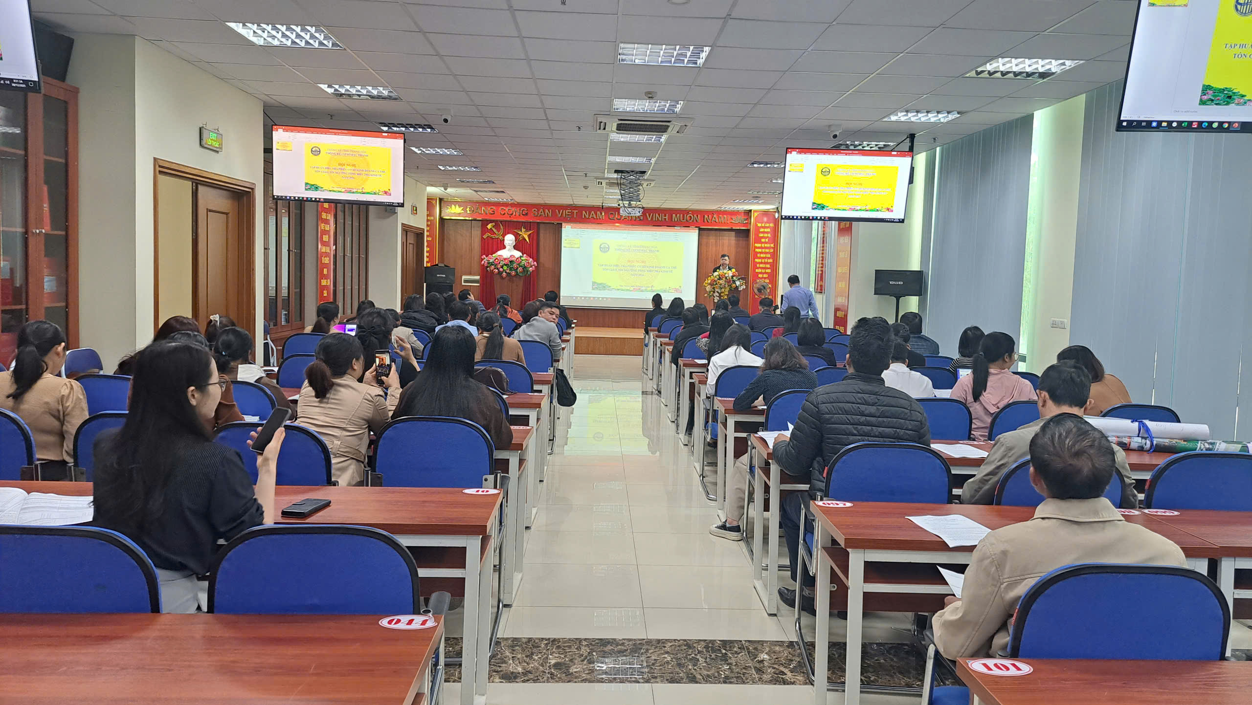 Thống kê cơ sở Hạc Thành tổ chức hội nghị Hướng dẫn nghiệp vụ Tổng điều tra kinh tế; Tôn giáo- Tín ngưỡng năm 2026