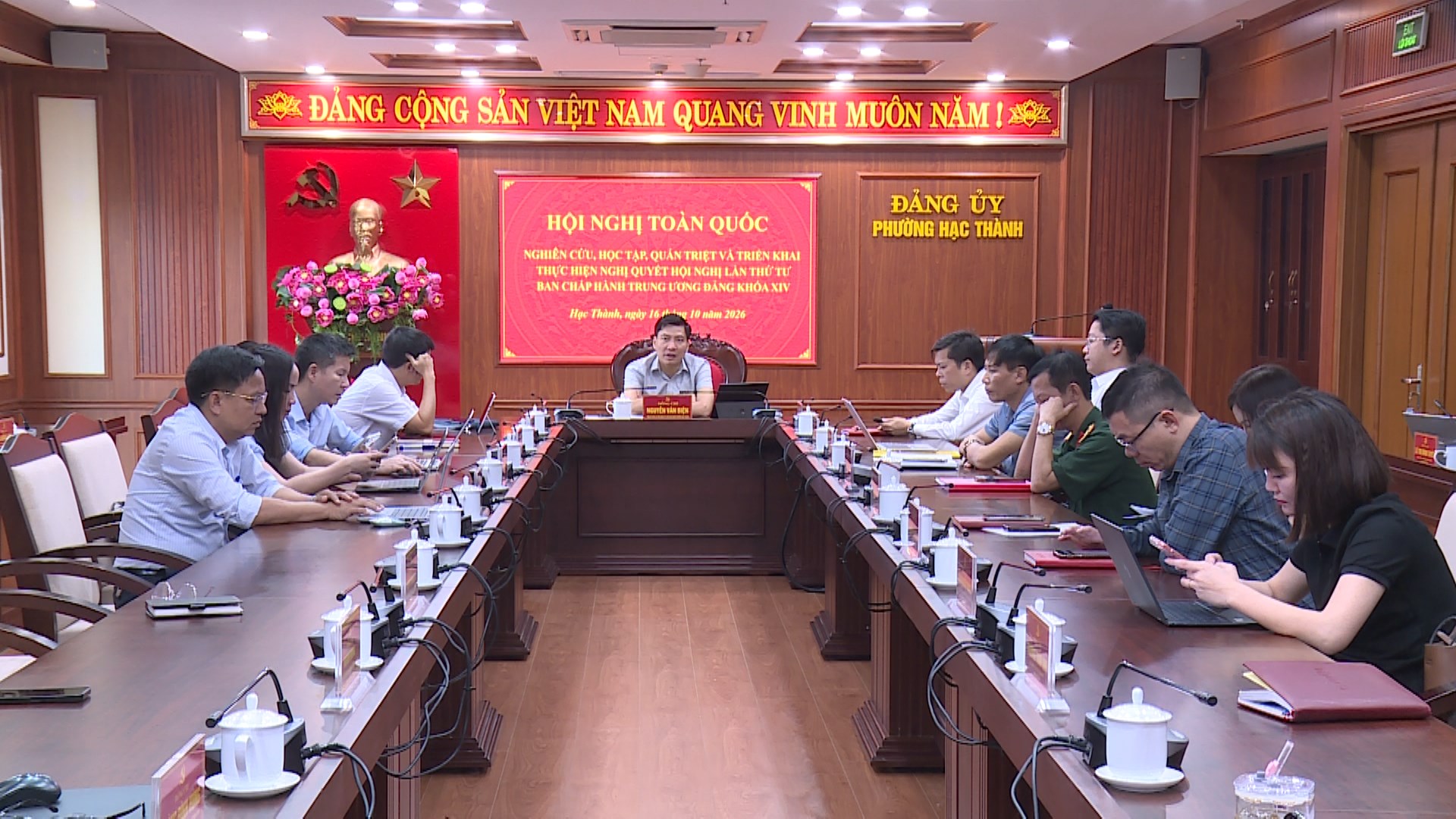 Phường Hạc Thành trực tuyến nghiên cứu, học tập, quán triệt và triển khai thực hiện Nghị quyết Hội nghị Trung ương 4
