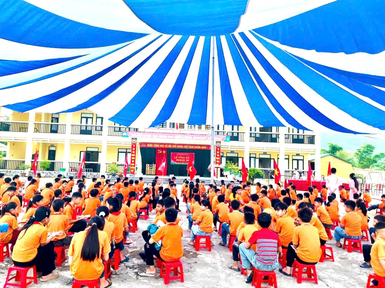 TRƯỜNG TRUNG HỌC CƠ SỞ XUÂN CHINH, TRUNG HỌC CƠ SỞ XUÂN LẸ, TRƯỜNG MẦM NON XUÂN LẸ XÃ XUÂN CHINH TỔ CHỨC LỄ TỔNG KẾT NĂM HỌC 2025-2026