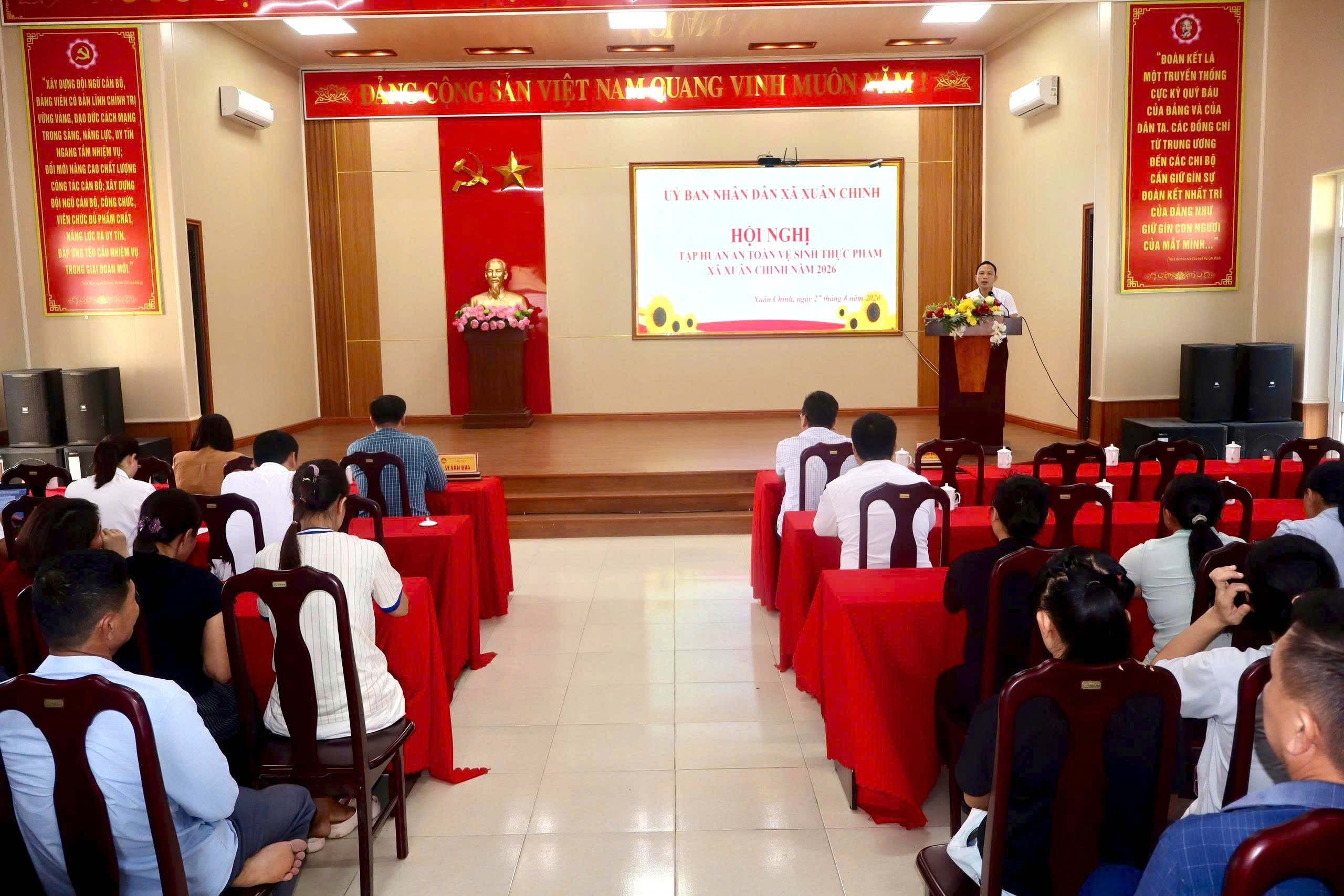 TIN BÀI TUYÊN TRUYỀN ‎ UBND XÃ XUÂN CHINH PHỐI HỢP TỔ CHỨC TẬP HUẤN ‎ KIẾN THỨC AN TOÀN THỰC PHẨM NĂM 2026