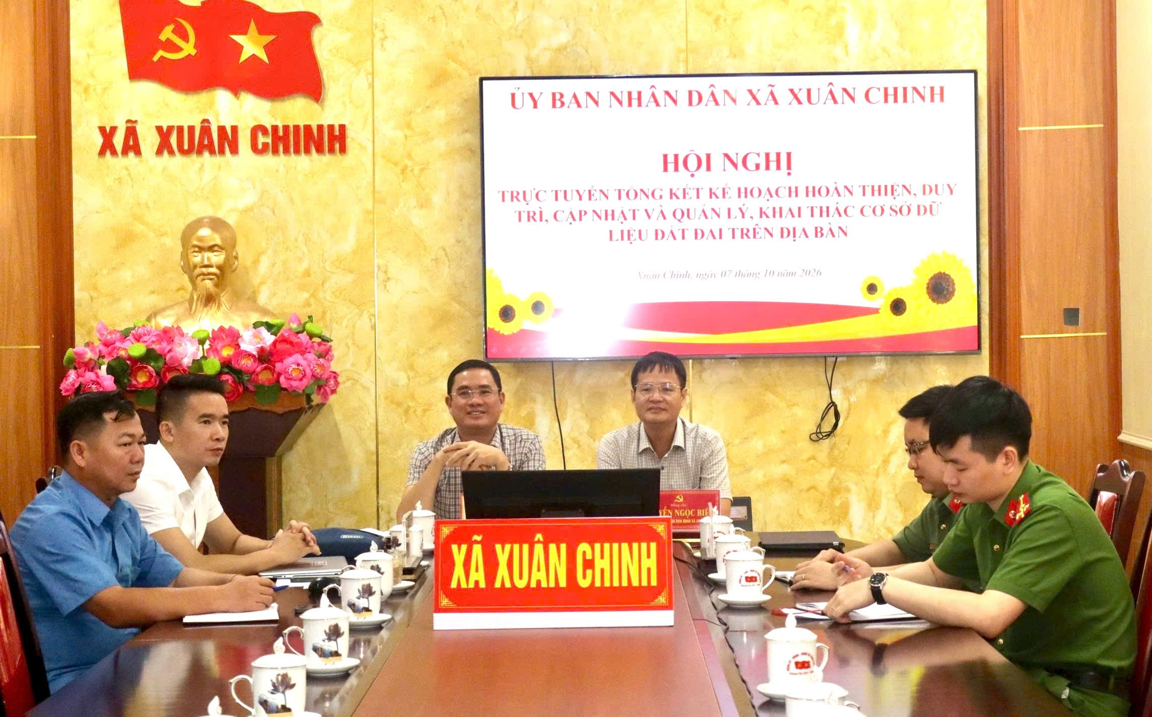 XÃ XUÂN CHINH THAM DỰ HỘI NGHỊ TRỰC TUYẾN TOÀN TỈNH TỔNG KẾT CÔNG TÁC HOÀN THIỆN, DUY TRÌ, CẬP NHẬT VÀ QUẢN LÝ, KHAI THÁC CƠ SỞ DỮ LIỆU ĐẤT ĐAI