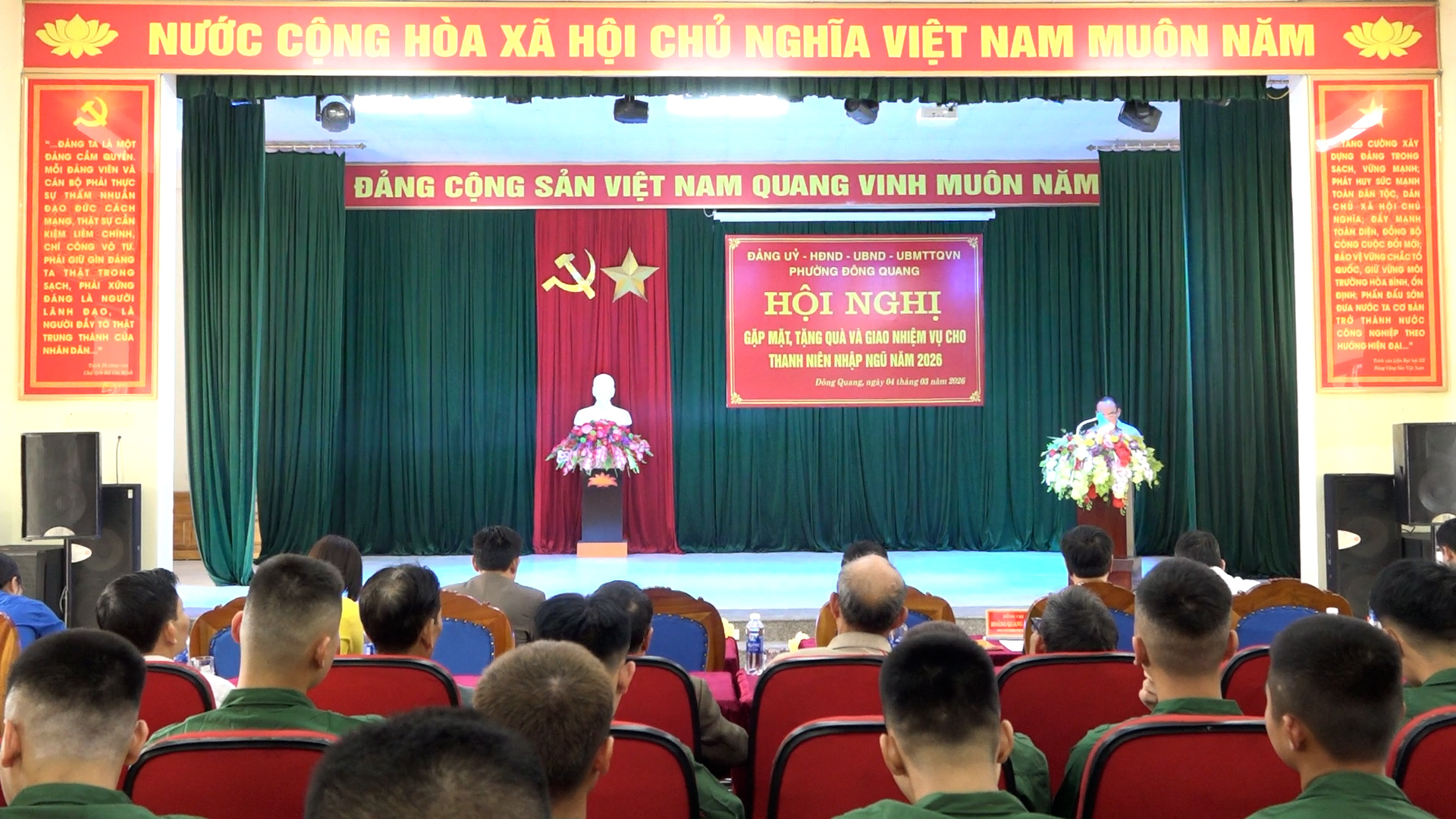 Phường Đông Quang tổ chức gặp mặt, tiễn công dân lên đường nhập ngũ năm 2026