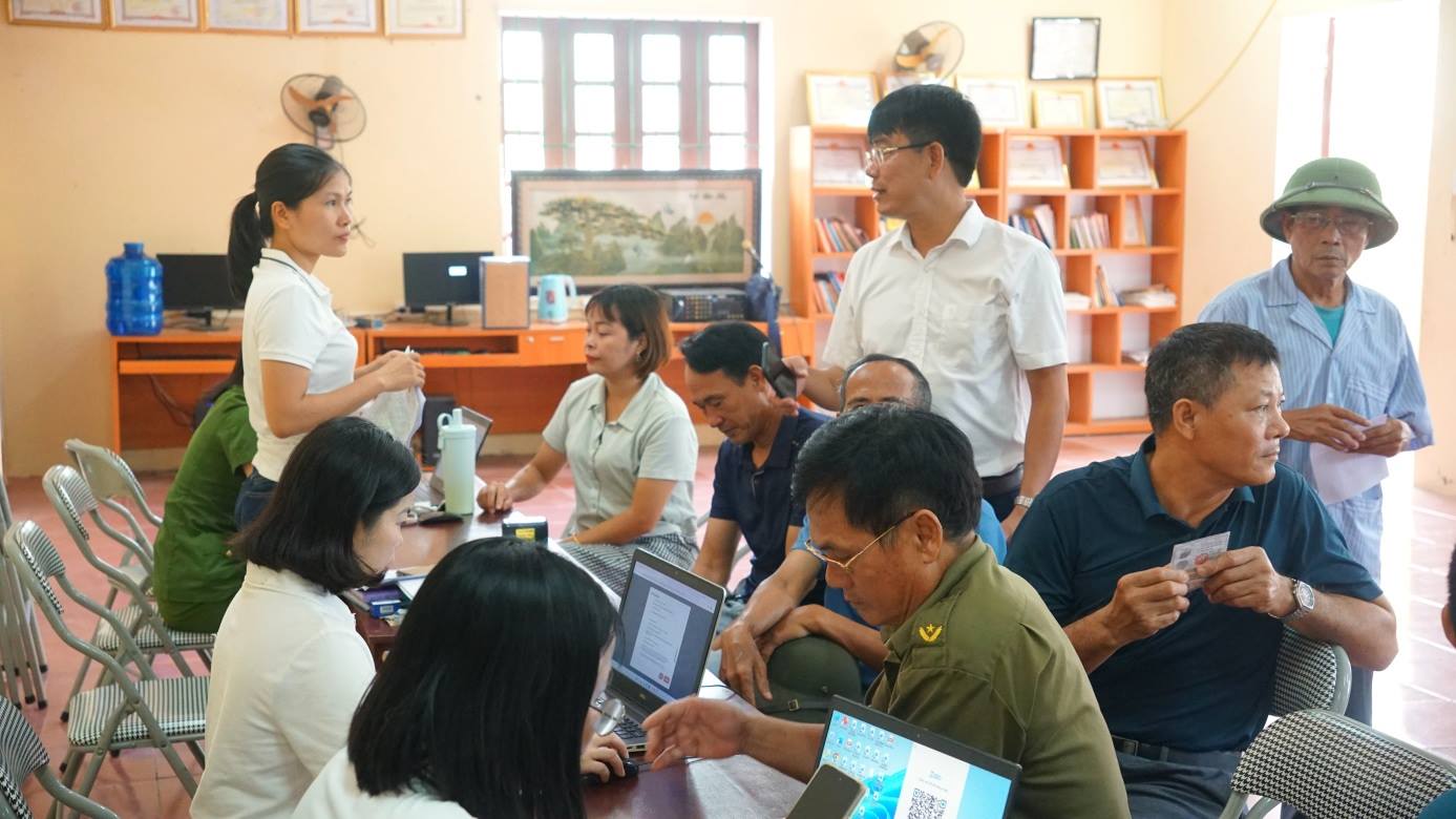 D:\Downloads\Dang xu ly\2026\Thang 8\15.8\toor cong nghe\toor cong nghe\DSC01768.JPG