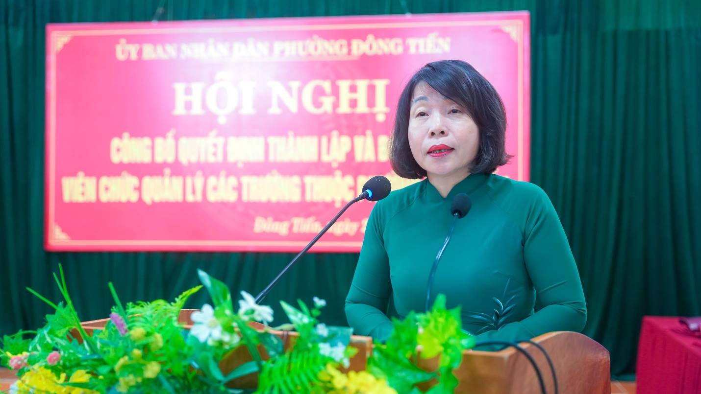 d:\Downloads\Dang xu ly\2026\Thang 8\23.8\trao qd\DSC00934.jpg