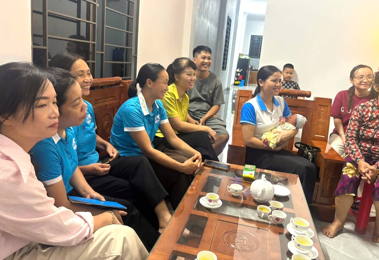D:\Downloads\Dang xu ly\2026\Thang 9\11.9\Hoi LHPN phuong trao qua\Hoi LHPN phuong trao qua\2aoboqxqd6u3jr83akk5ixromfpxueti8kldwfkm3.jpg