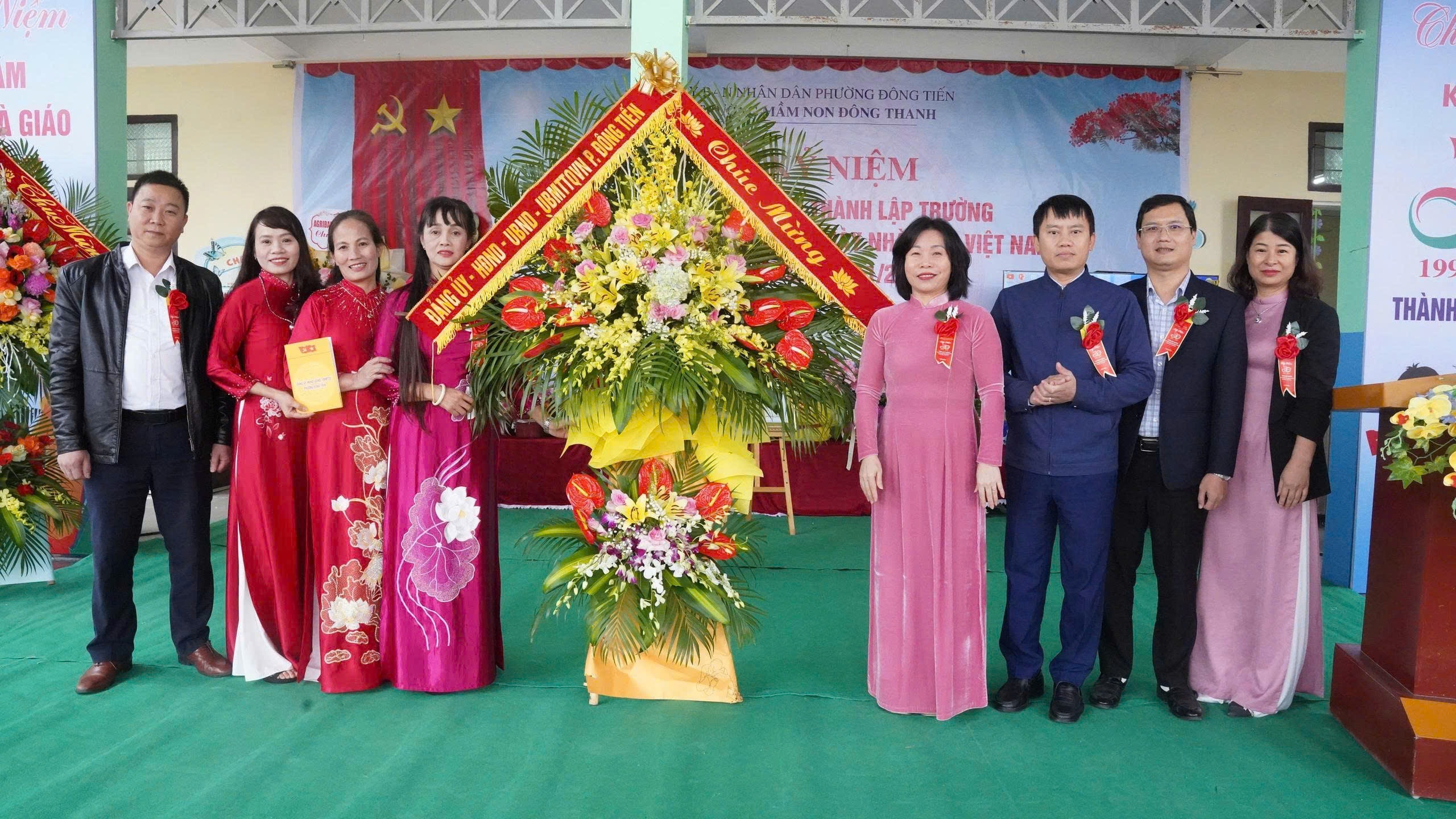 Trường Mầm non Đông Thanh kỷ niệm 30 năm xây dựng và phát triển, 43 năm Ngày Nhà giáo Việt Nam 20/11