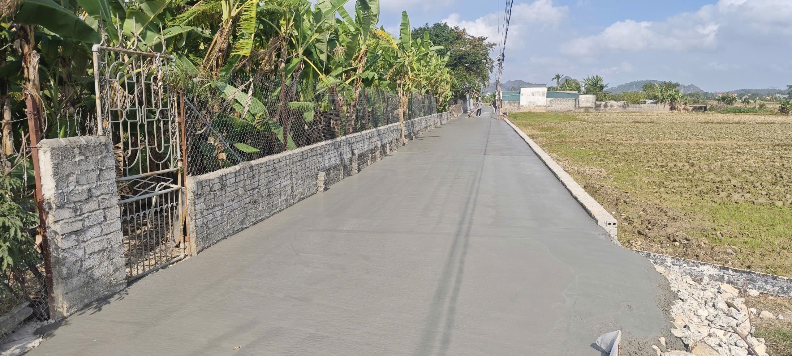 Phường Đông Tiến: Nhân dân đồng thuận hiến đất, chung tay xây dựng hạ tầng giao thông