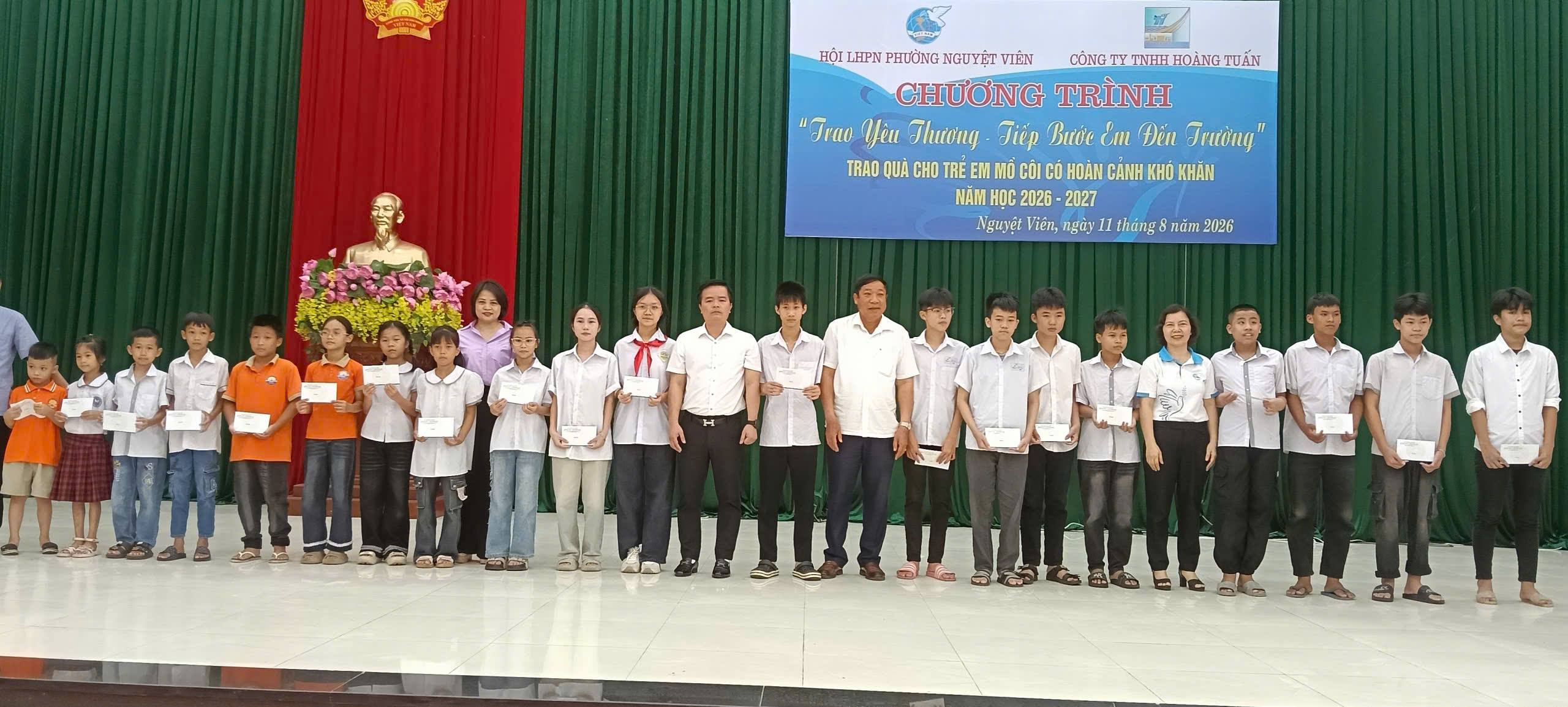 Hội phụ nữ phường Nguyệt Viên tổ chức chương trình “Mẹ đỡ đầu – kết nối yêu thương”