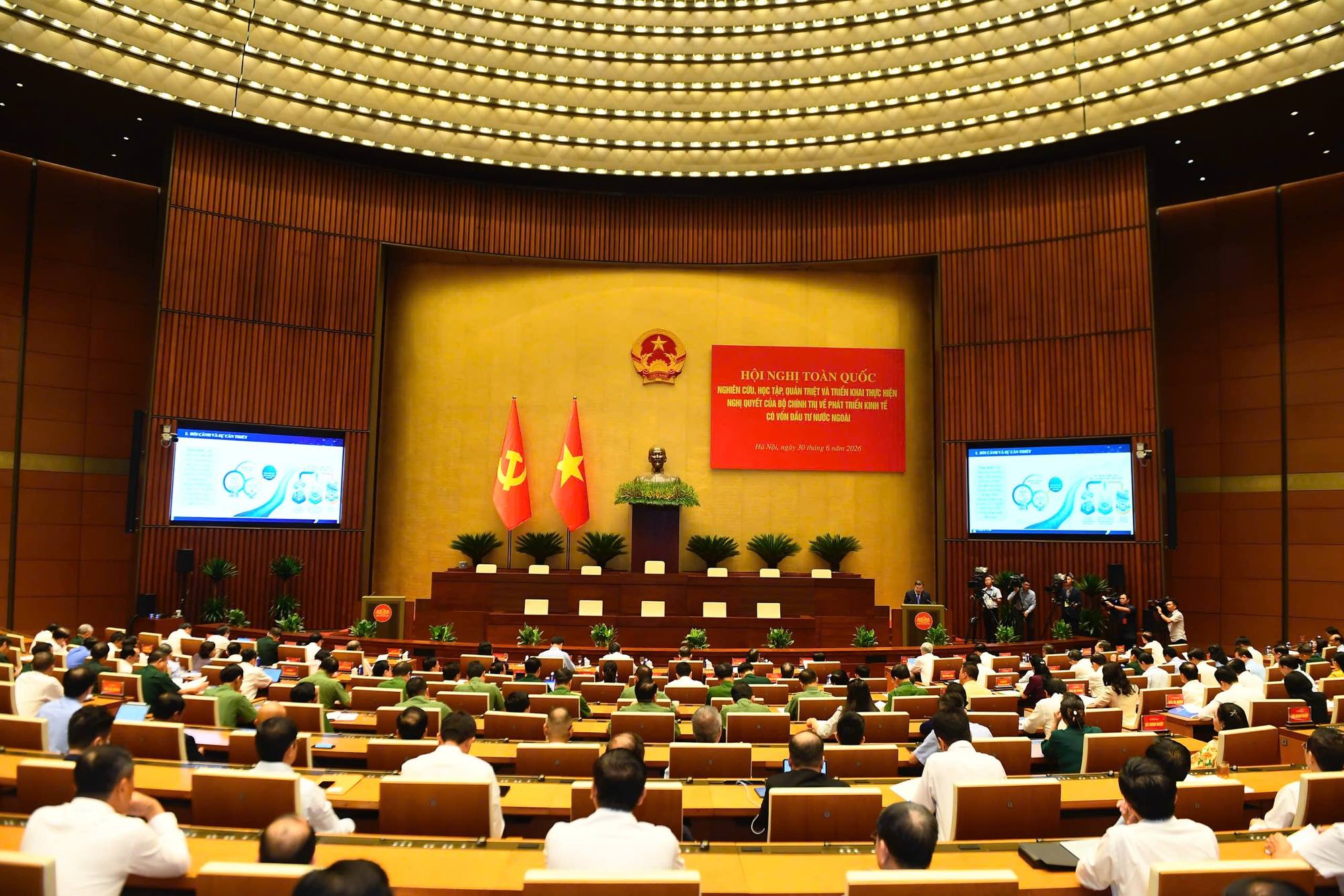 Hội nghị toàn quốc quán triệt, triển khai Nghị quyết về phát triển kinh tế có vốn đầu tư nước ngoài