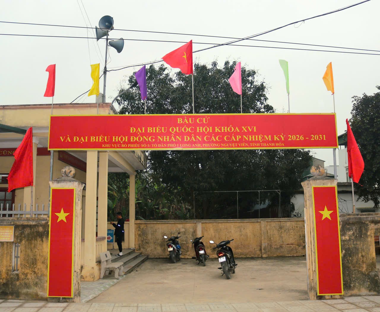 Anh-tin-bai