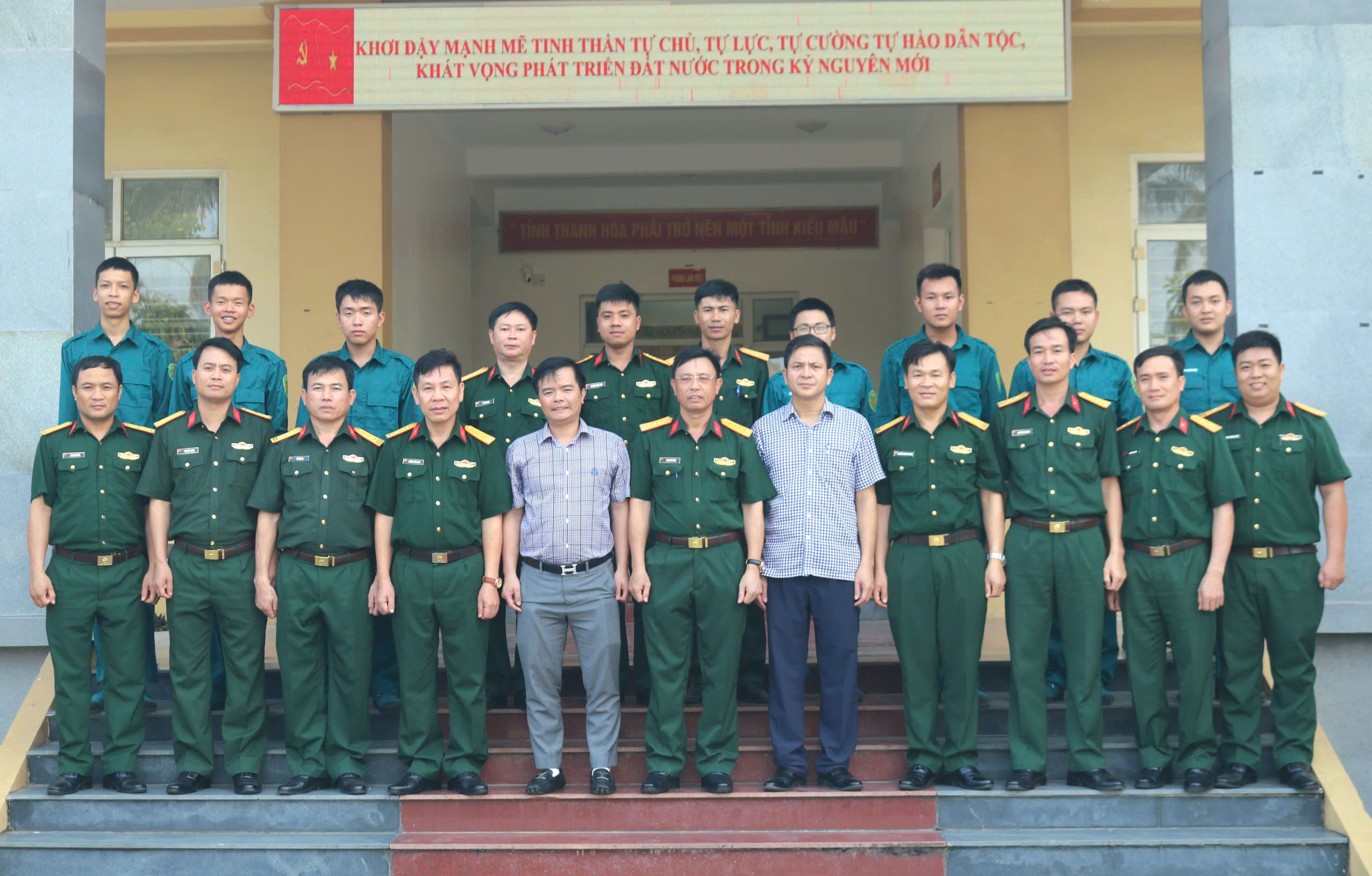 Anh-tin-bai