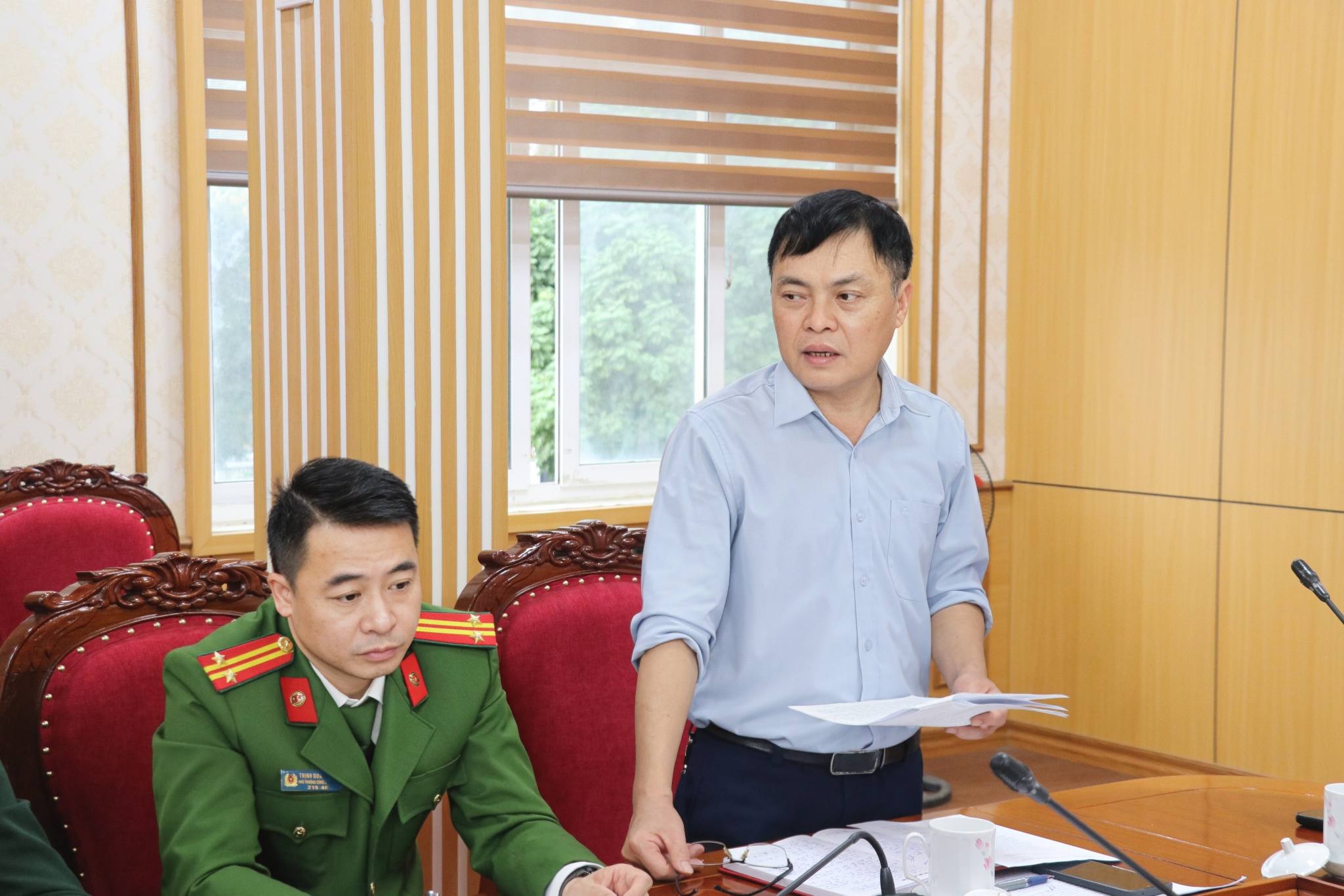 Anh-tin-bai
