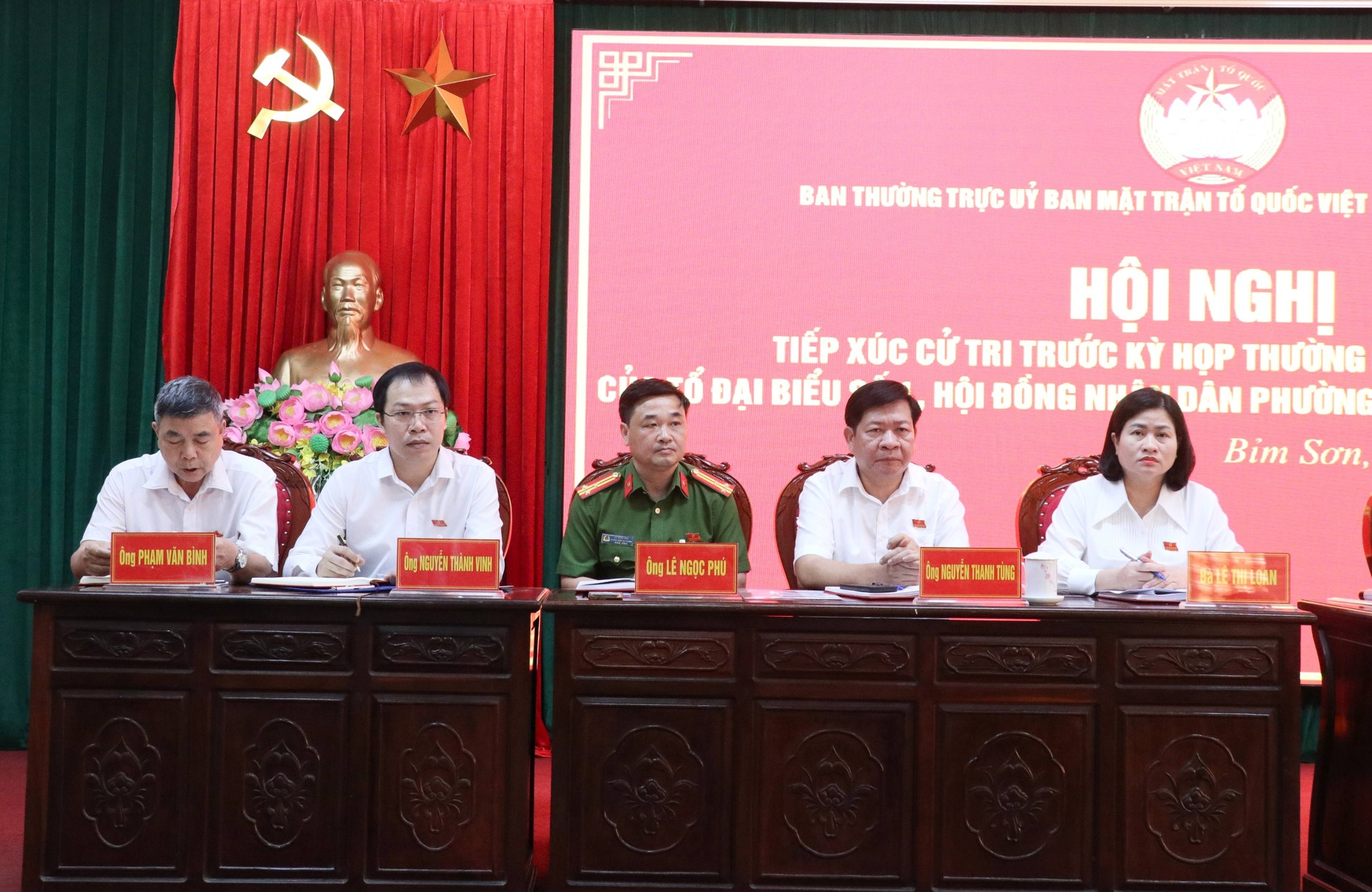 Anh-tin-bai
