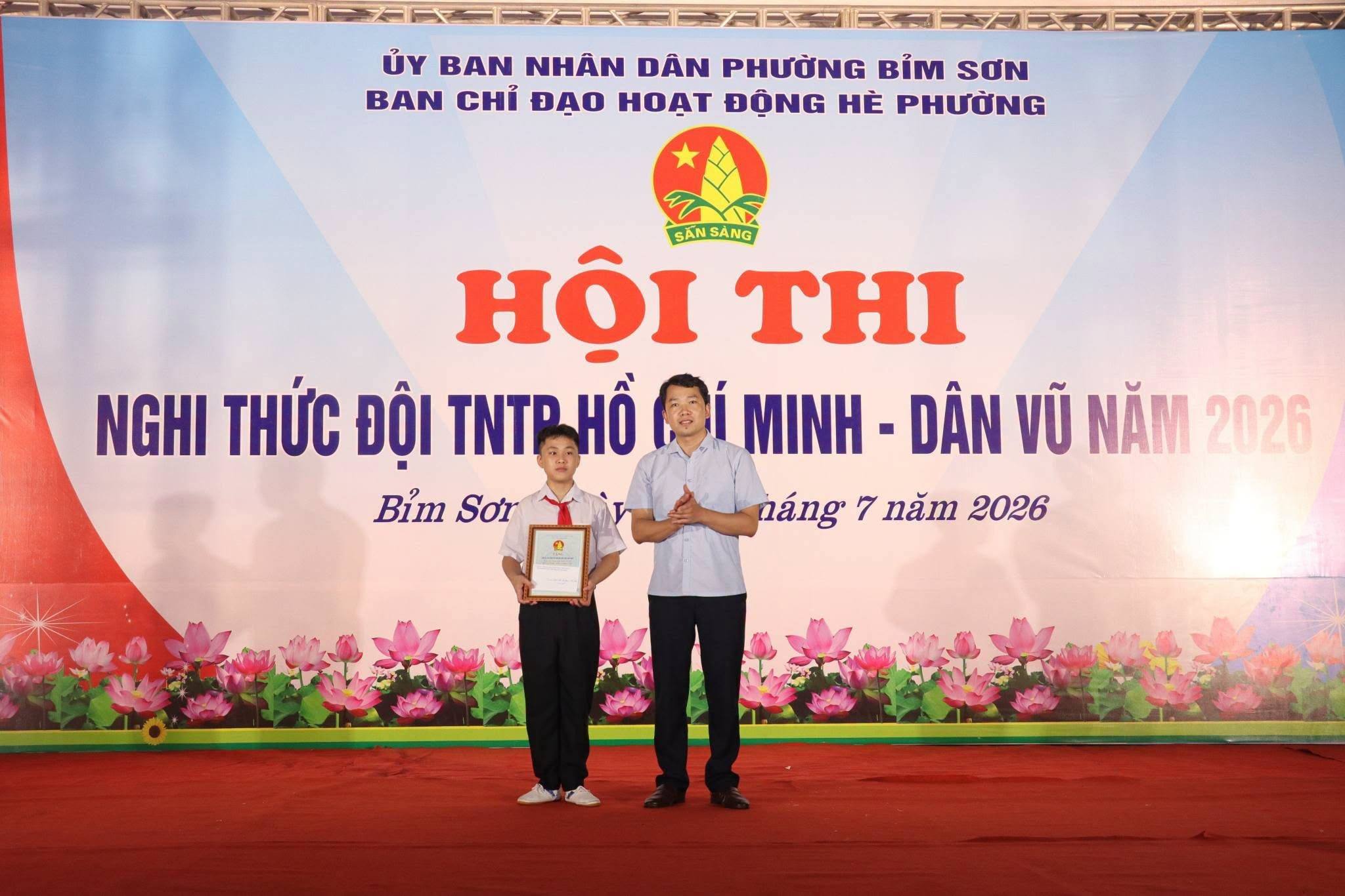 Anh-tin-bai
