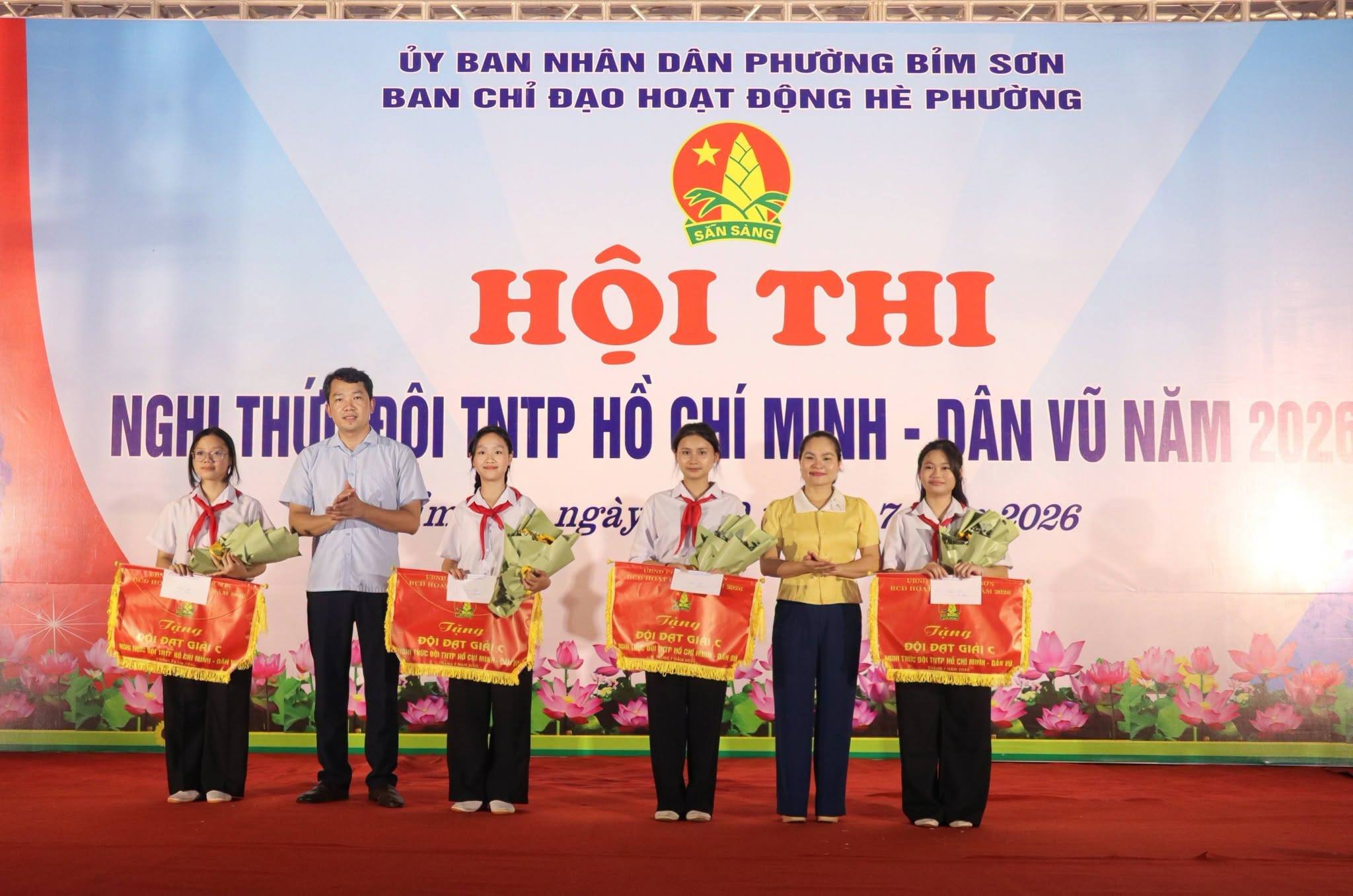 Anh-tin-bai