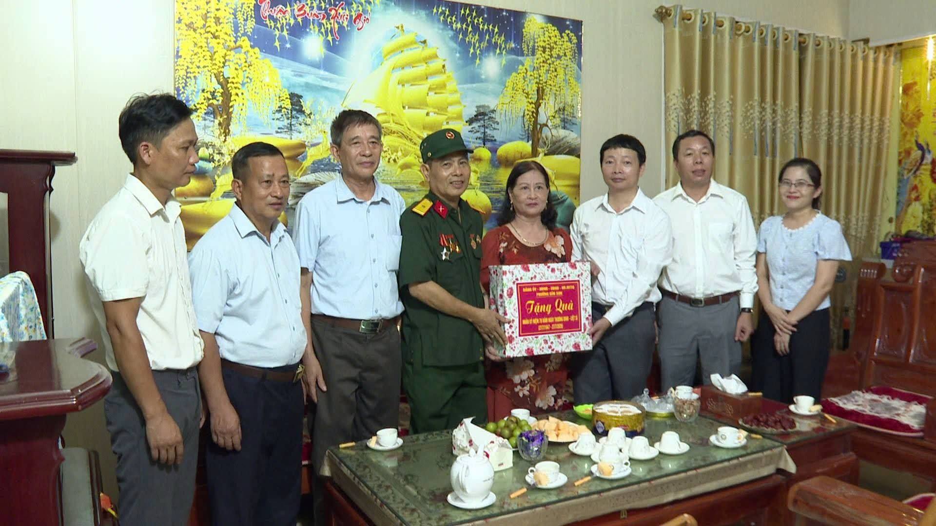 Anh-tin-bai