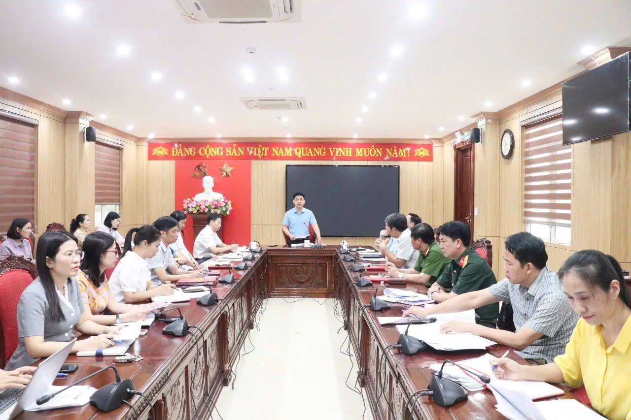 Ban Chấp hành Đảng bộ phường Bỉm Sơn thống nhất Đề án sắp xếp trường học và Tờ trình ban hành Đề án thành lập Đảng bộ các trường sau sắp xếp.