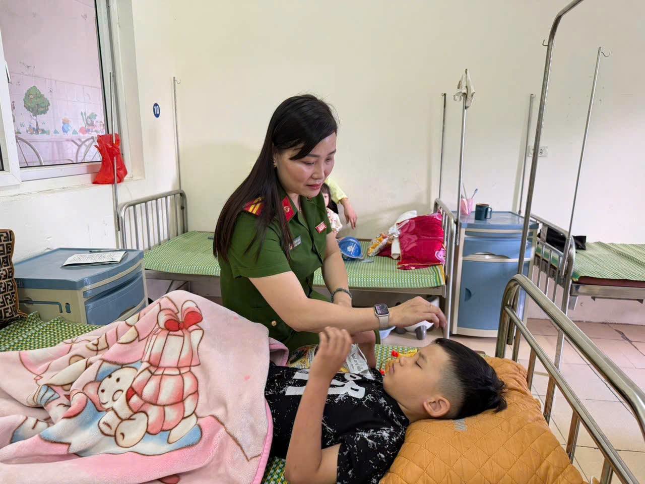 Anh-tin-bai