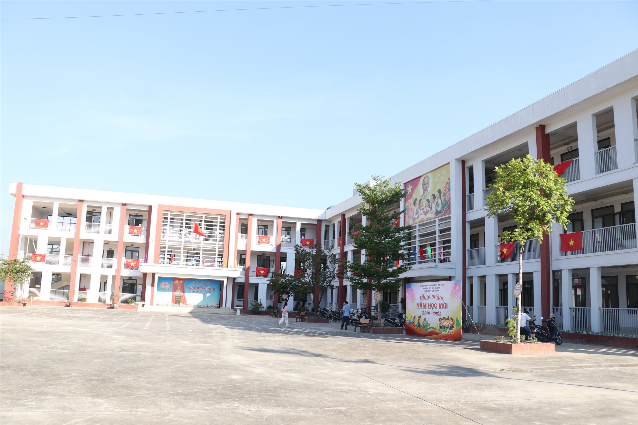 Anh-tin-bai