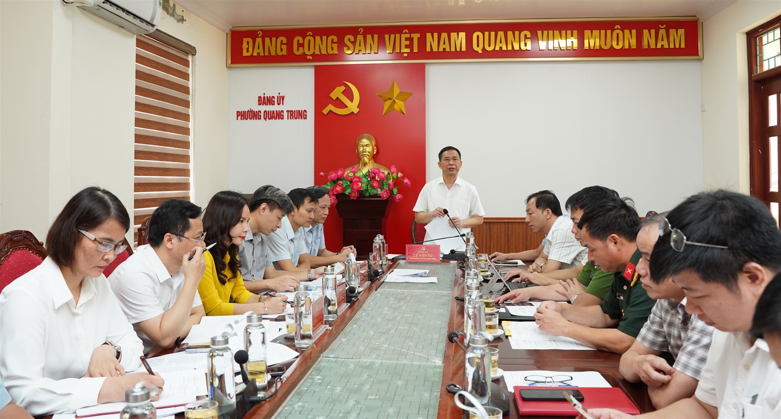 Anh-tin-bai