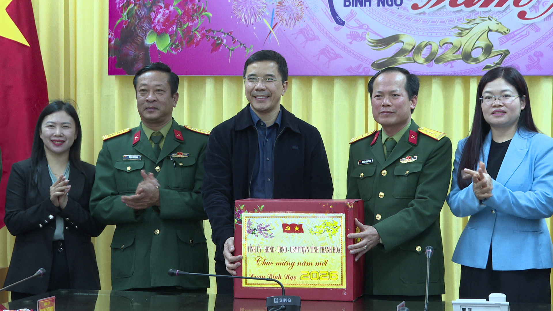 Anh-tin-bai