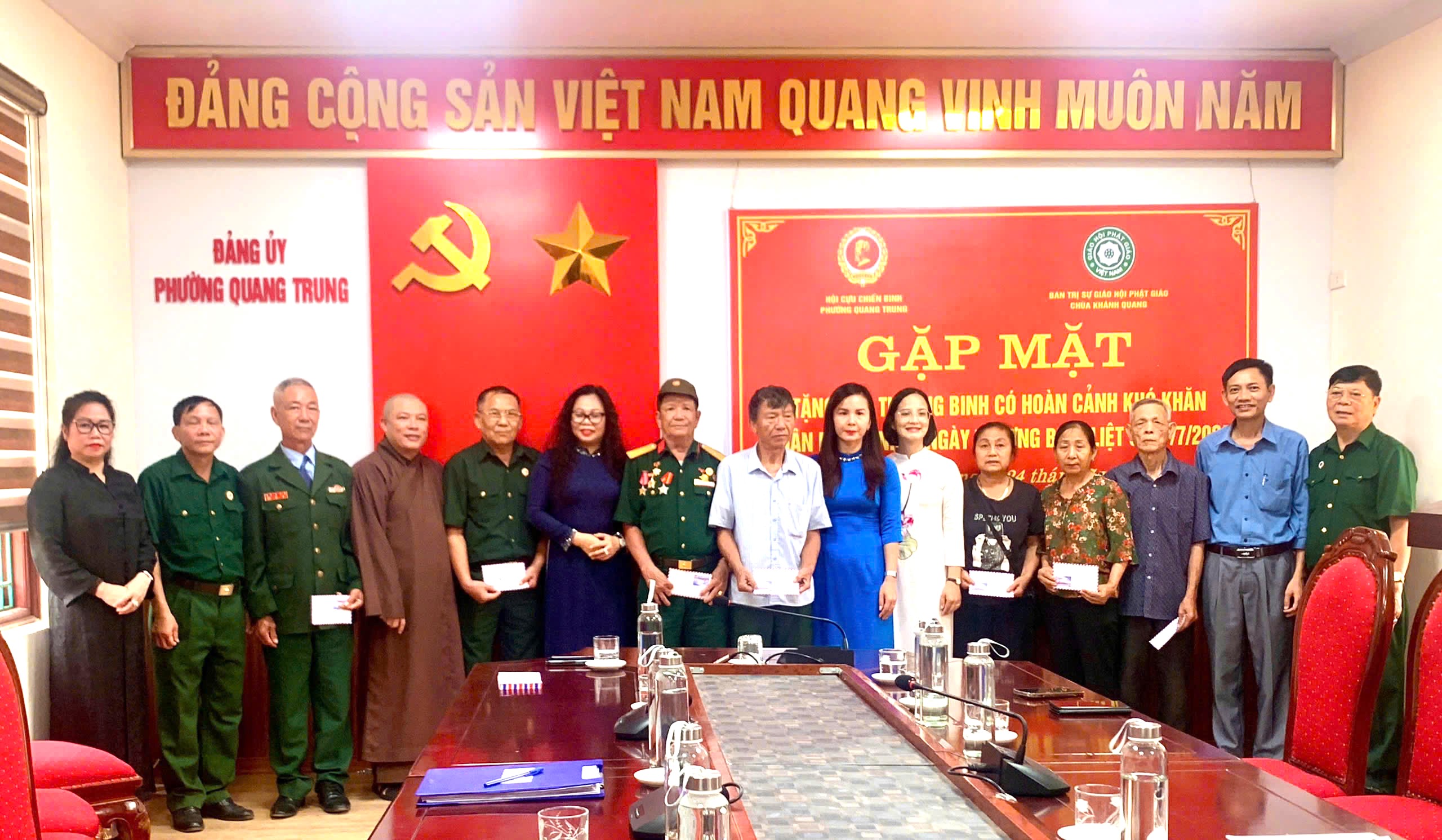 Anh-tin-bai