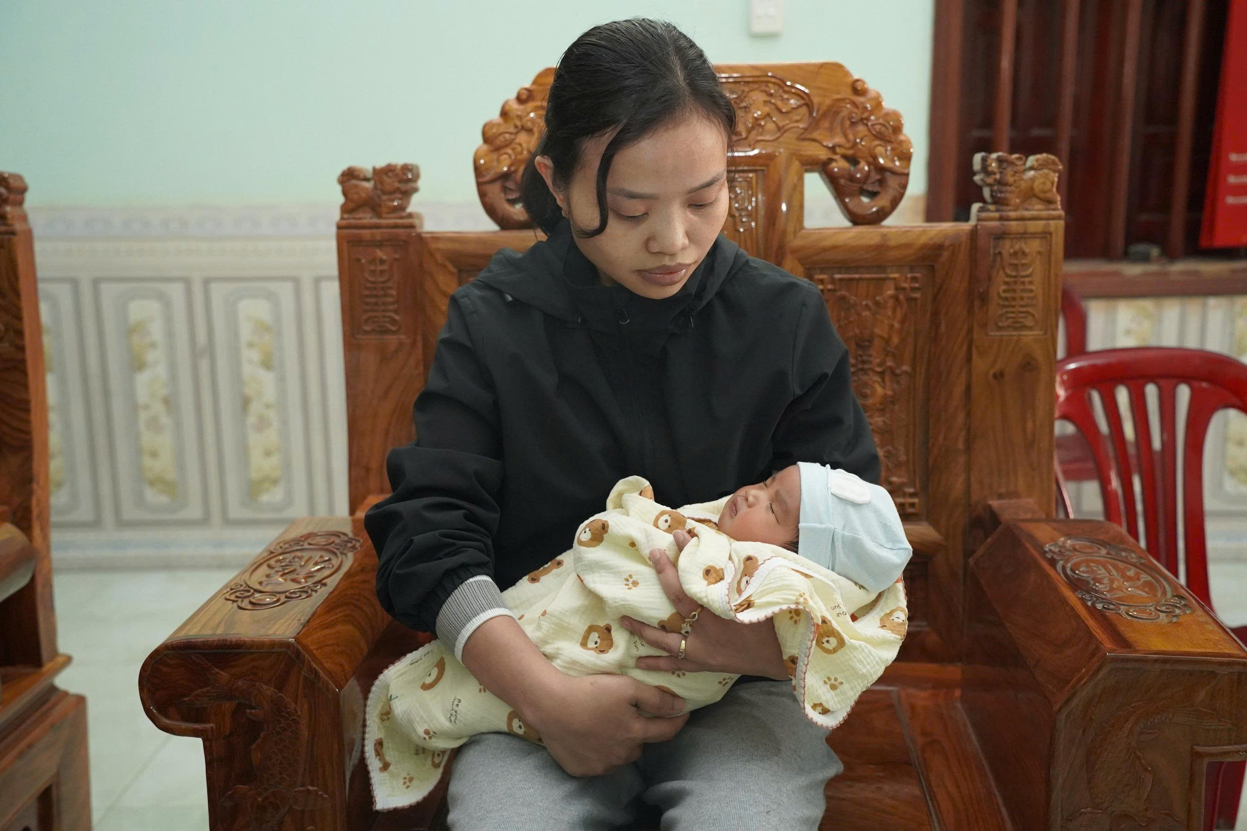 Anh-tin-bai