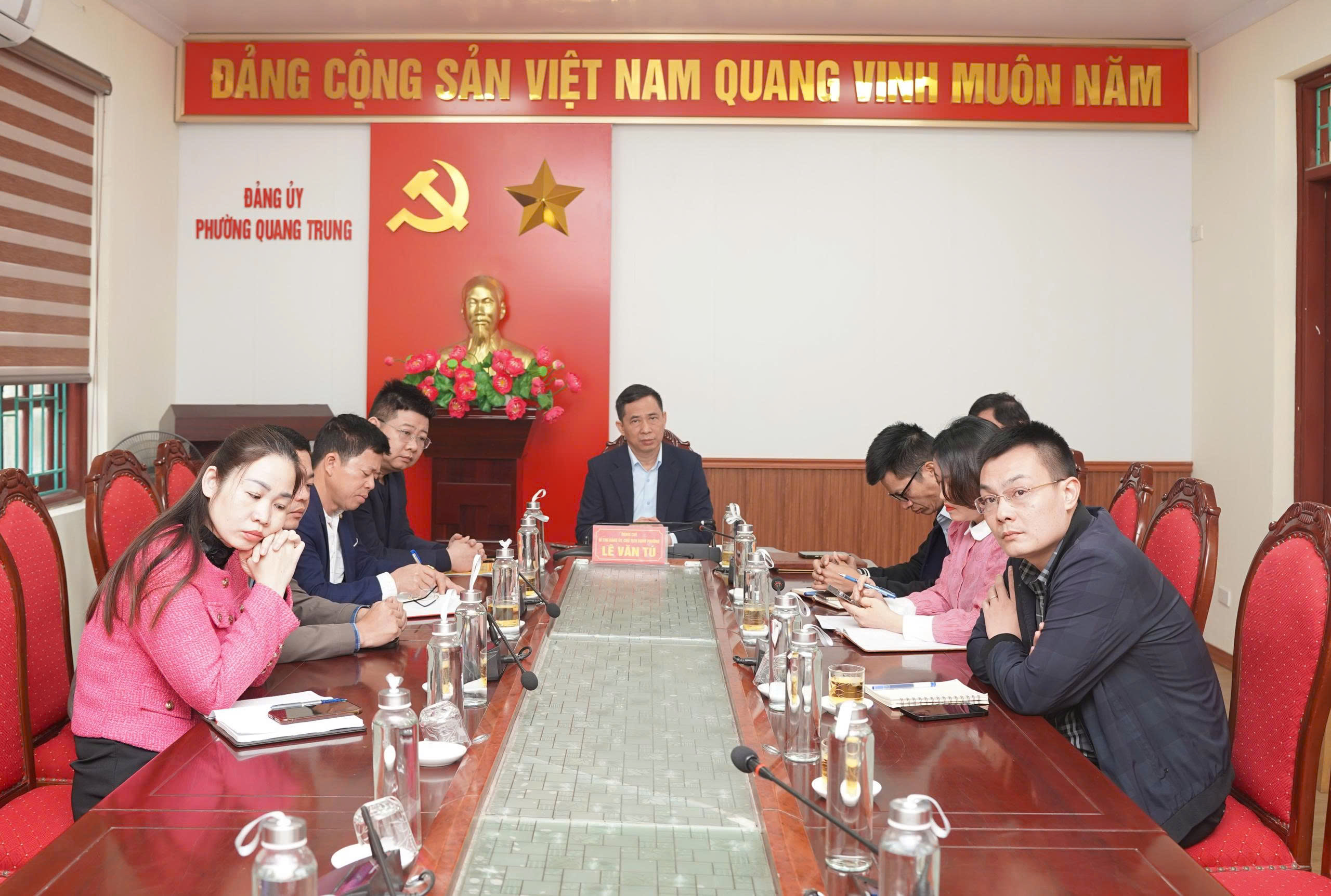 Anh-tin-bai