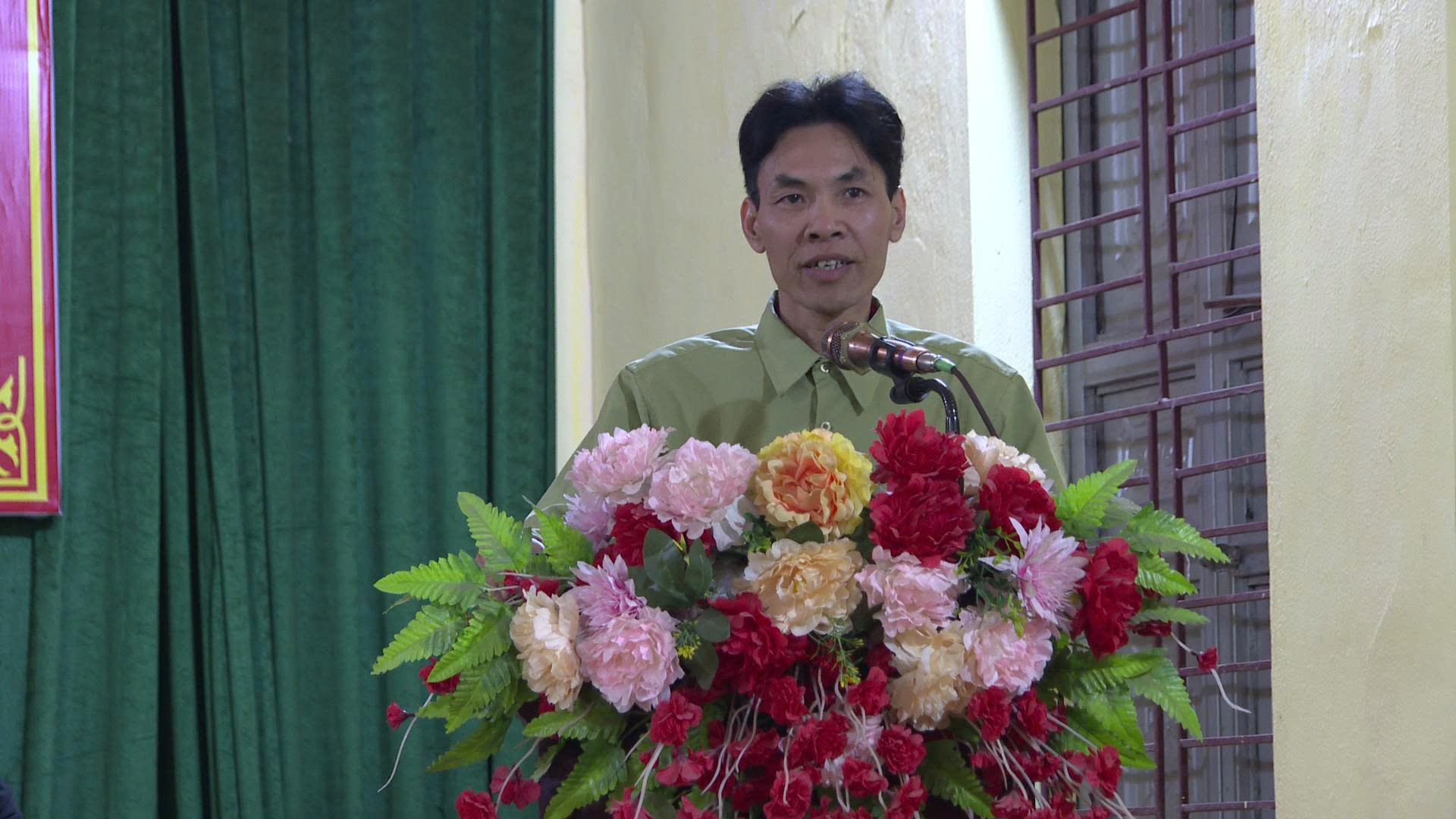 Anh-tin-bai