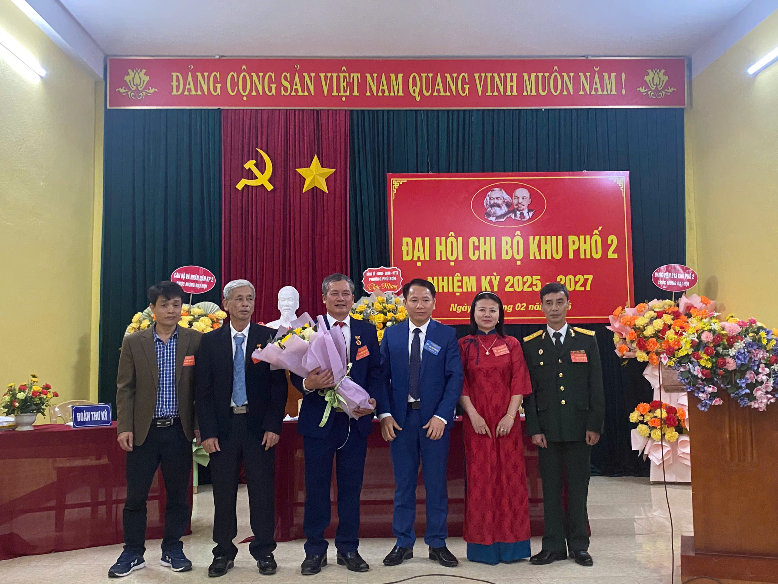 BCH KHÓA MỚI.jpg