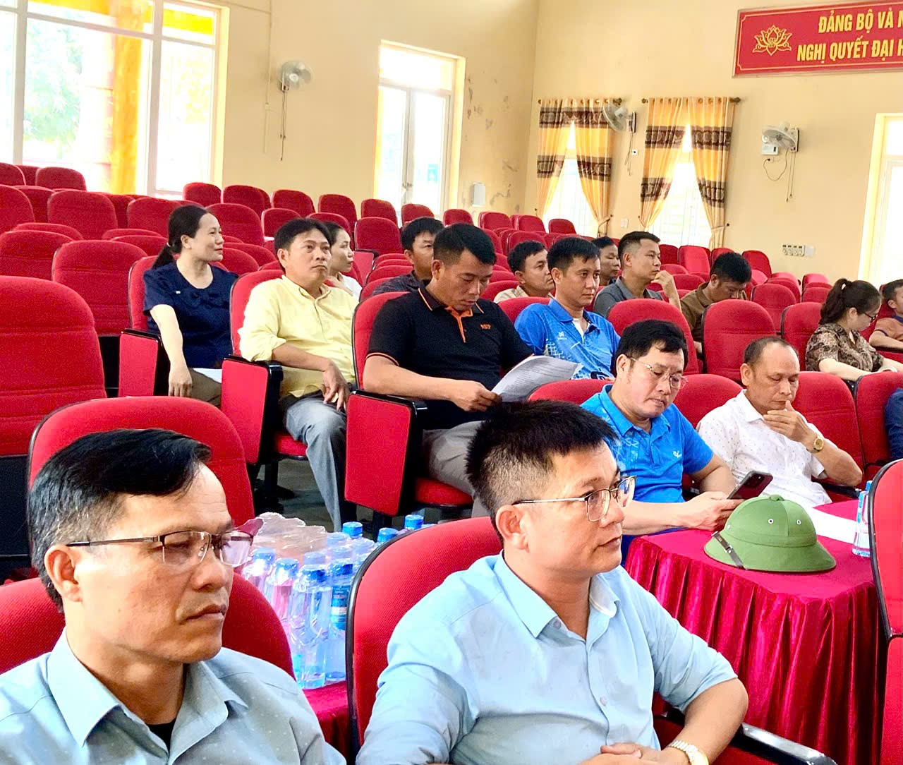 PHƯỜNG TÂN DÂN TỔ CHỨC HỘI NGHỊ TRIỂN KHAI KẾ HOẠCH TỔ CHỨC GIẢI BÓNG CHUYỀN HƠI NAM, NỮ NĂM 2026