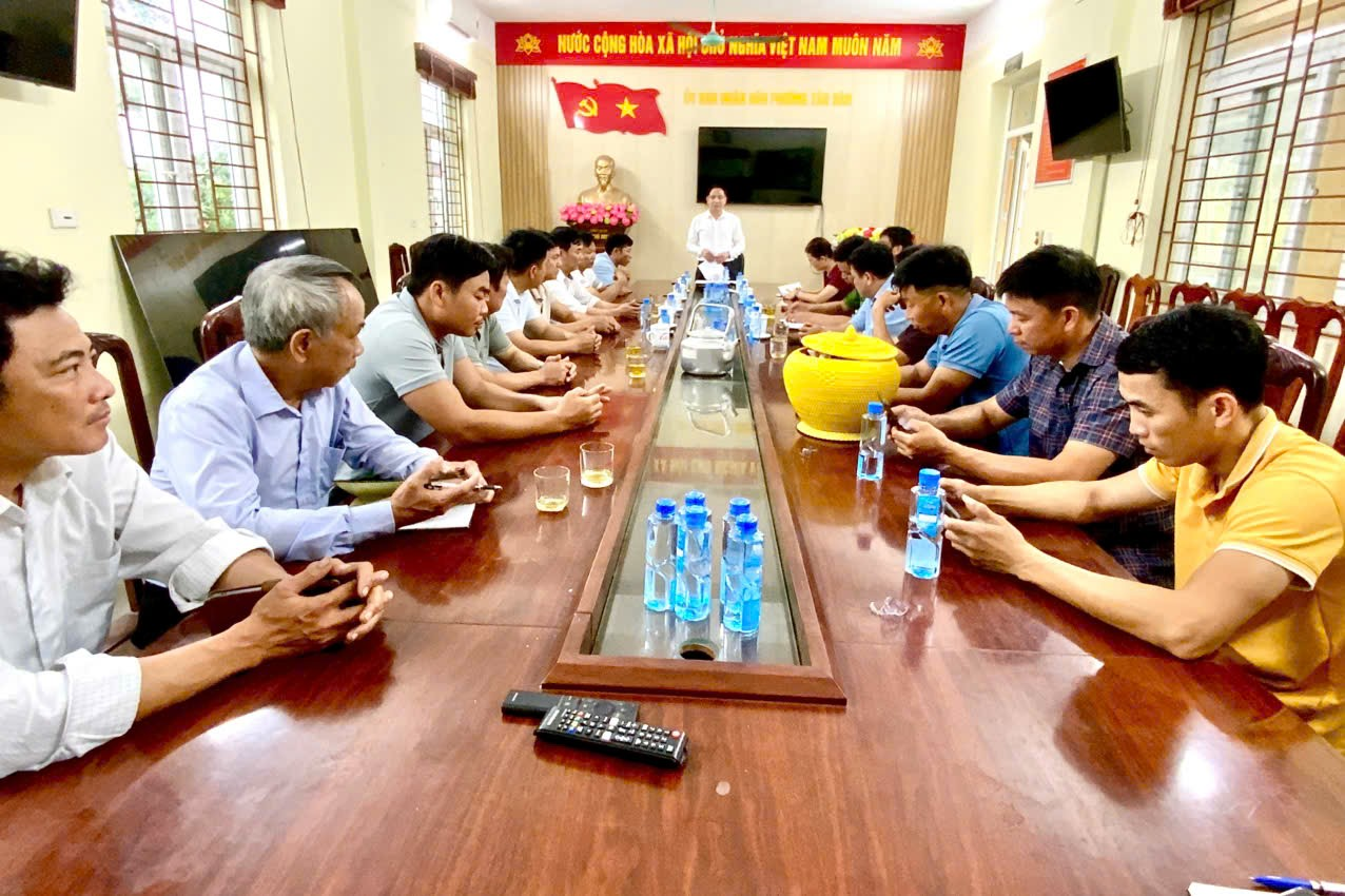 Phường Tân Dân họp bàn phương án thu hoạch lúa vụ Chiêm Xuân và sản xuất vụ Hè Thu, Vụ Mùa 2026