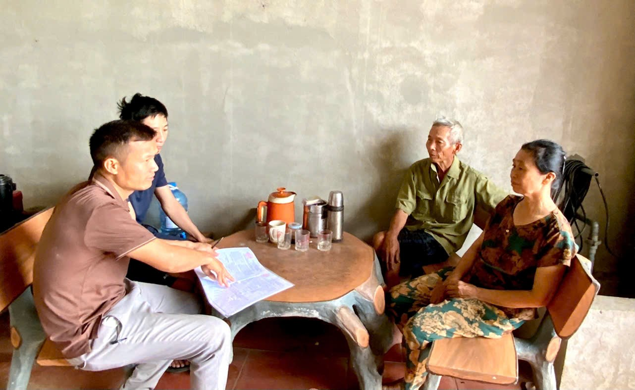PHƯỜNG TÂN DÂN TỔ CHỨC LẤY Ý KIẾN NHÂN DÂN VỀ SẮP XẾP, ĐỔI TÊN TỔ DÂN PHỐ