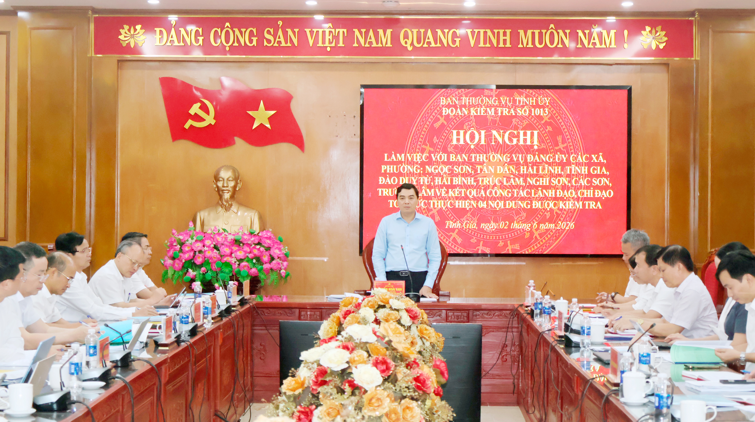 Anh-tin-bai