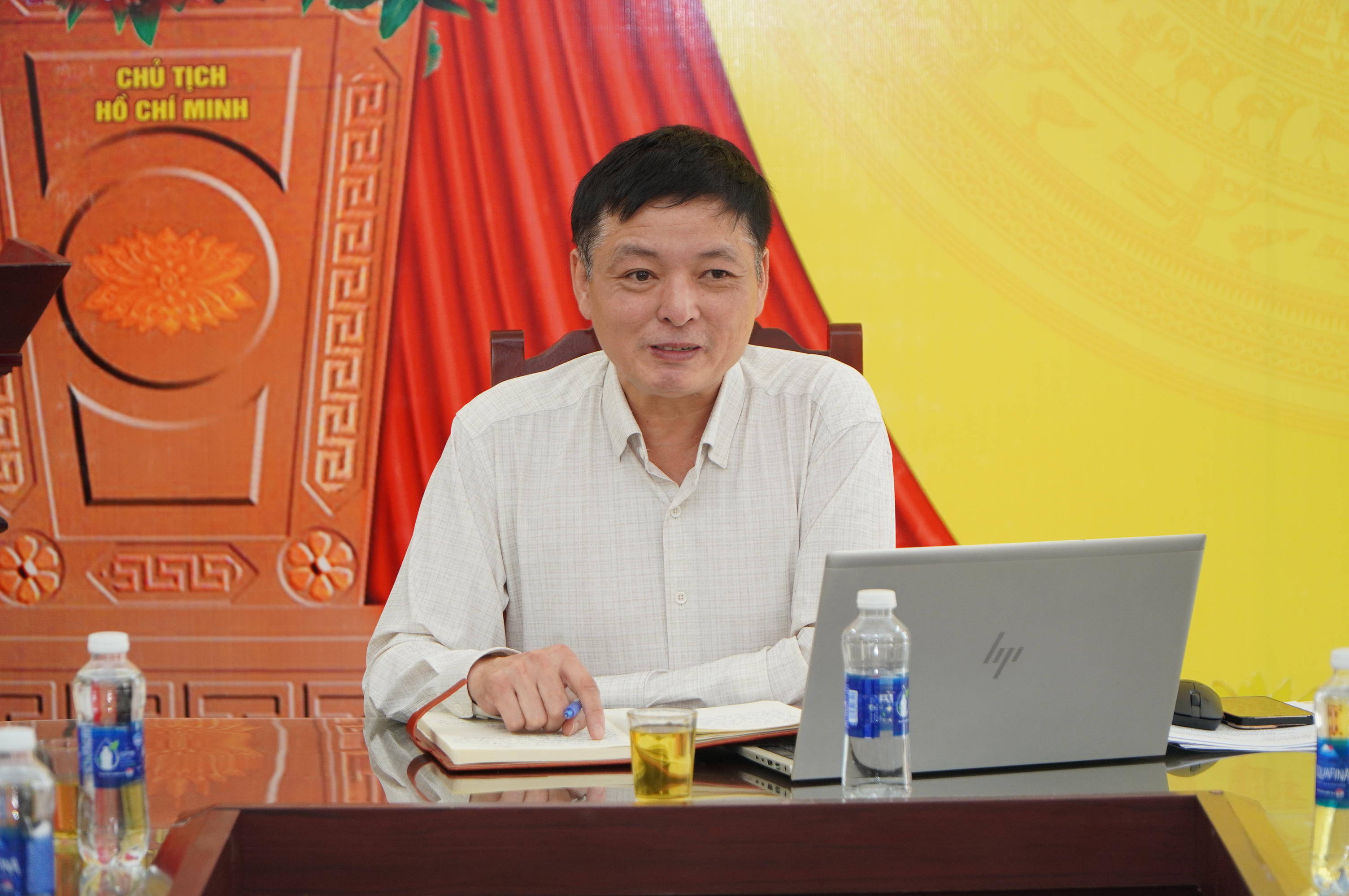 Anh-tin-bai