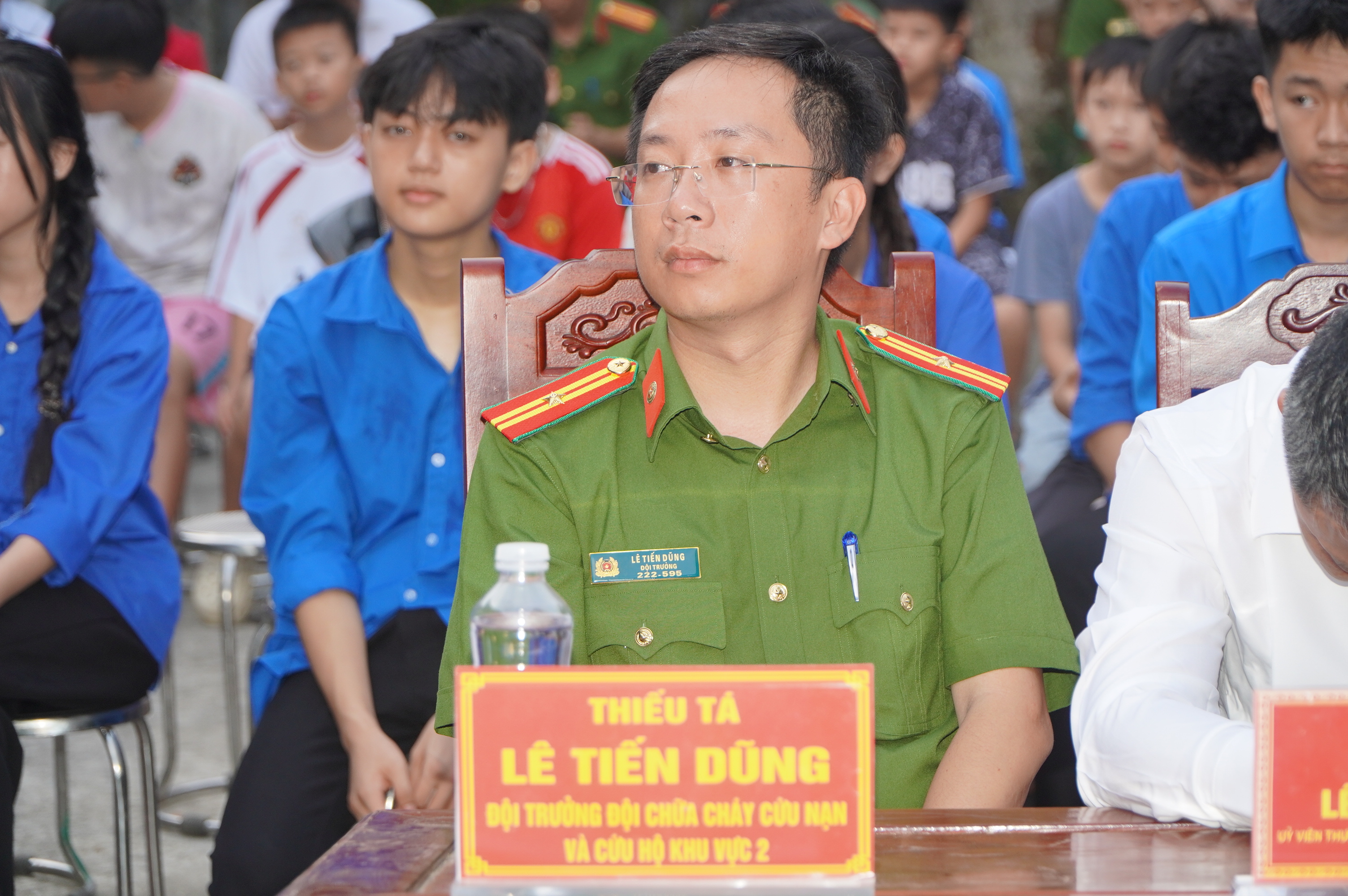 Anh-tin-bai
