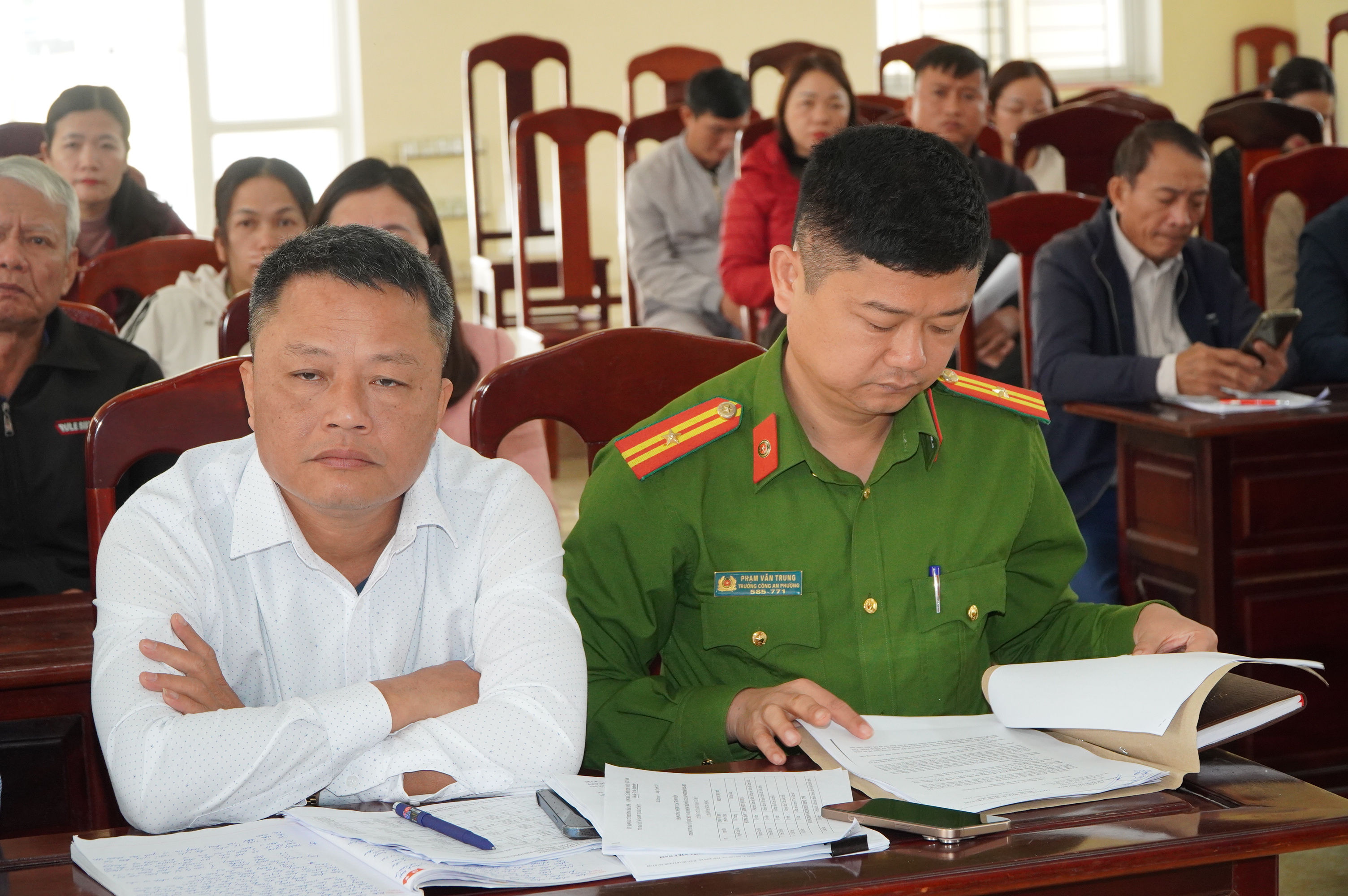 Anh-tin-bai