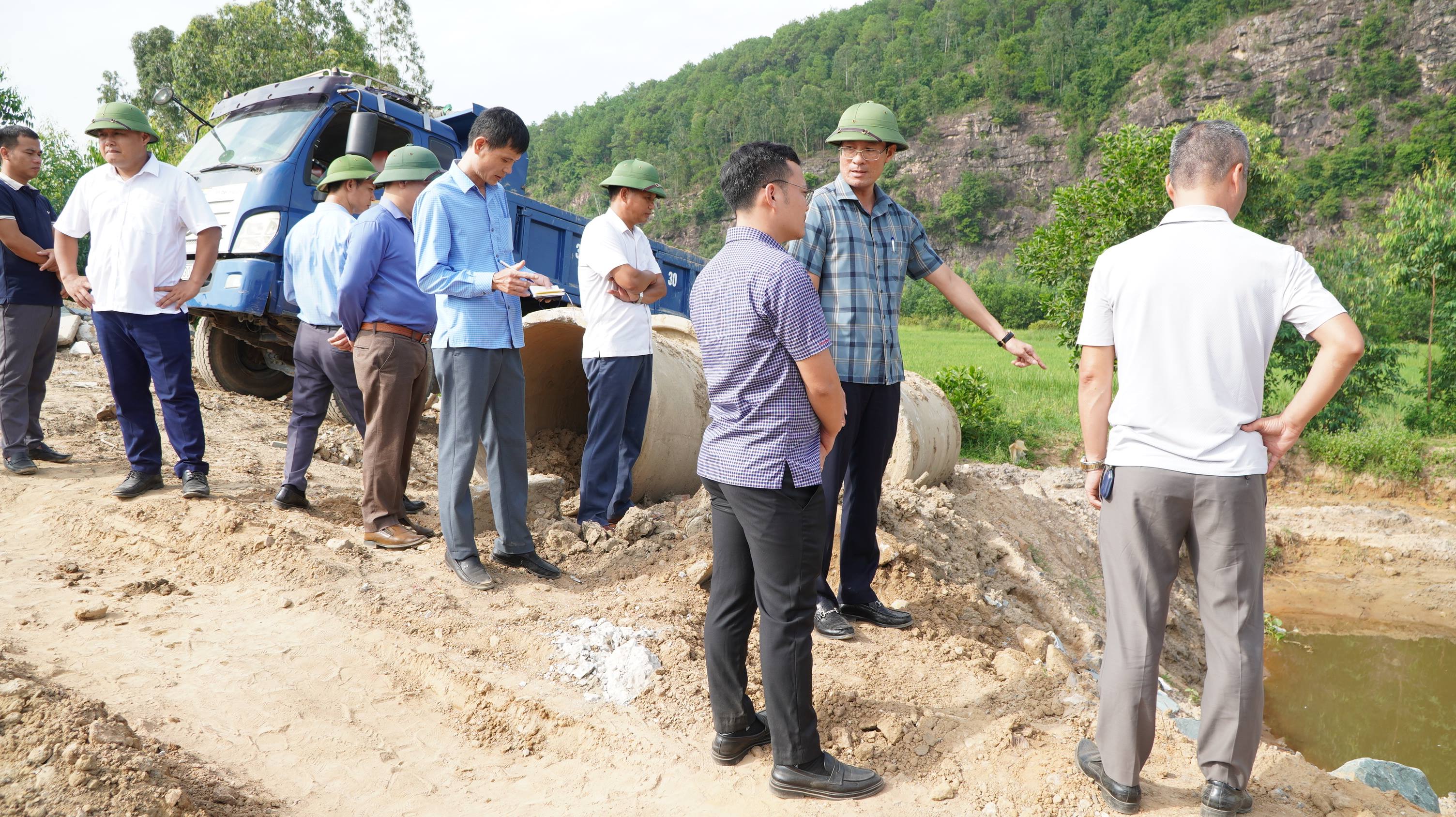 Đồng chí Cao Thanh Tùng kiểm tra, chỉ đạo đẩy nhanh tiến độ GPMB và các dự án đầu tư công
