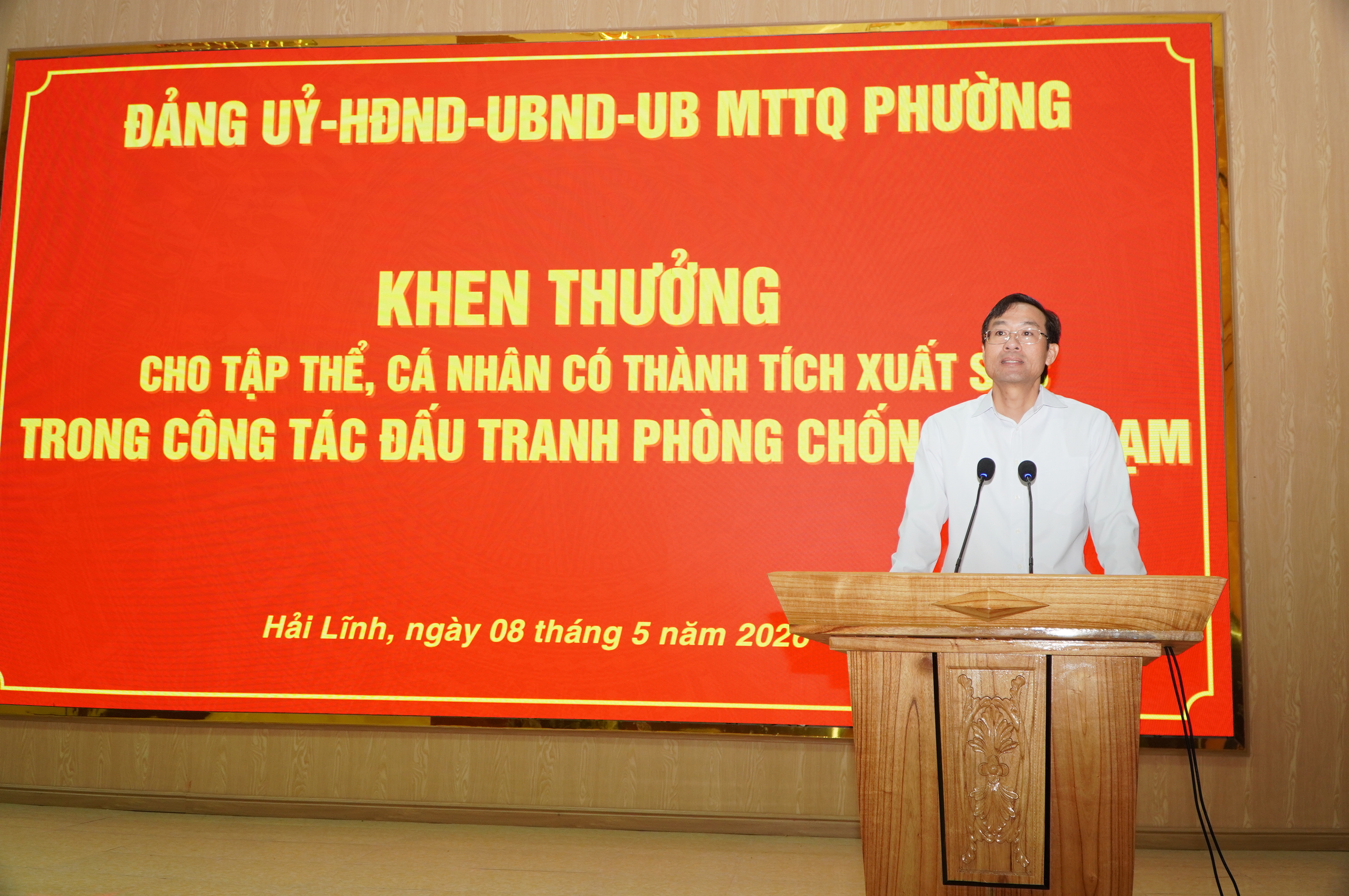 Anh-tin-bai