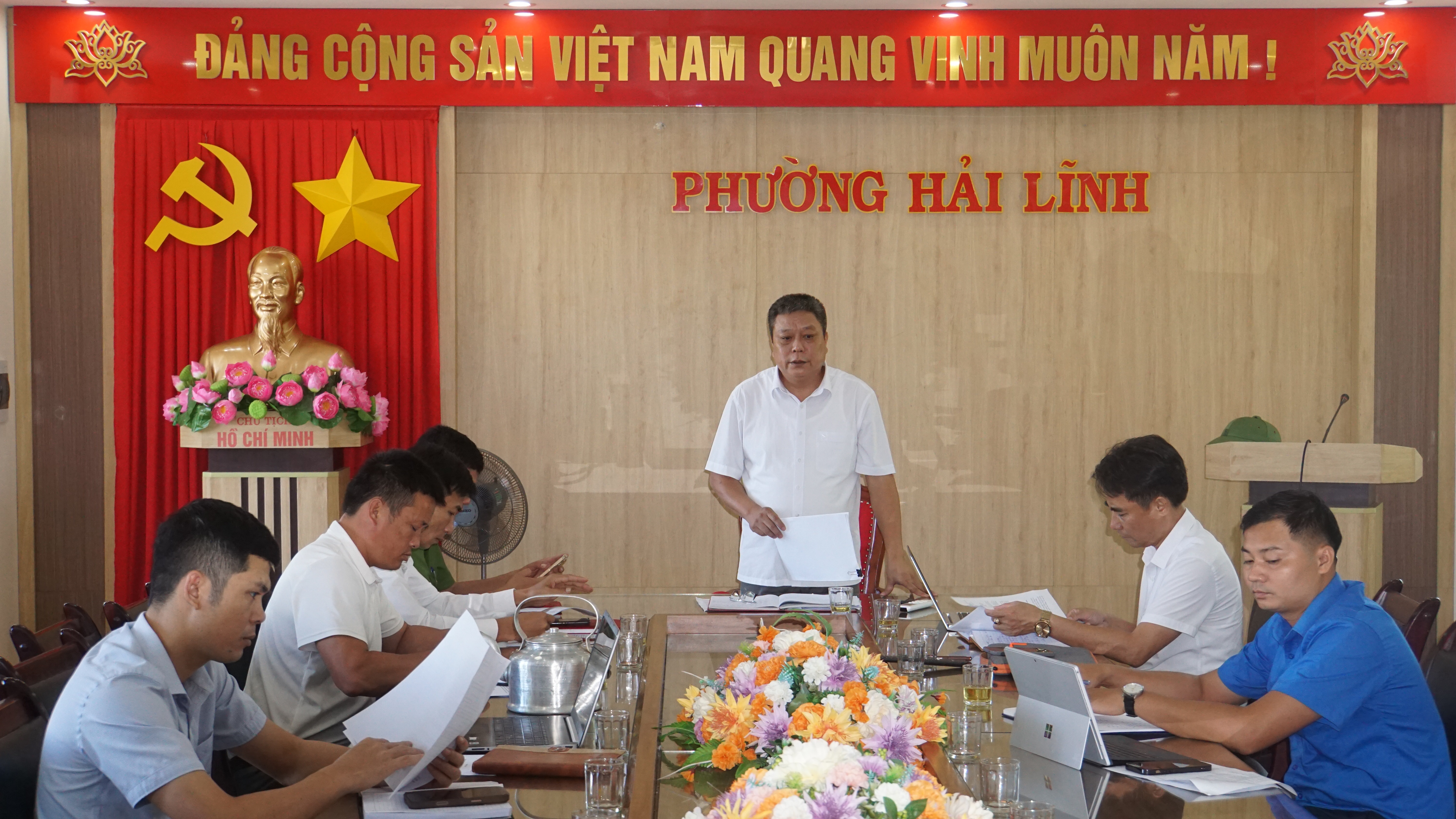 Đồng chí Lê Bá Hải, Phó Chủ tịch UBND phường chủ trì hội nghị tiếp tục triển khai kế hoạch tổ chức tổ chức “Ngày hội toàn dân bảo vệ an ninh Tổ quốc” và Hội diễn văn nghệ chào mừng kỷ niệm 80 năm Cách mạng Tháng Tám và Quốc khánh 02/9, Chào mừng Đại hội Đảng các cấp nhiệm kỳ 2025 – 2030.