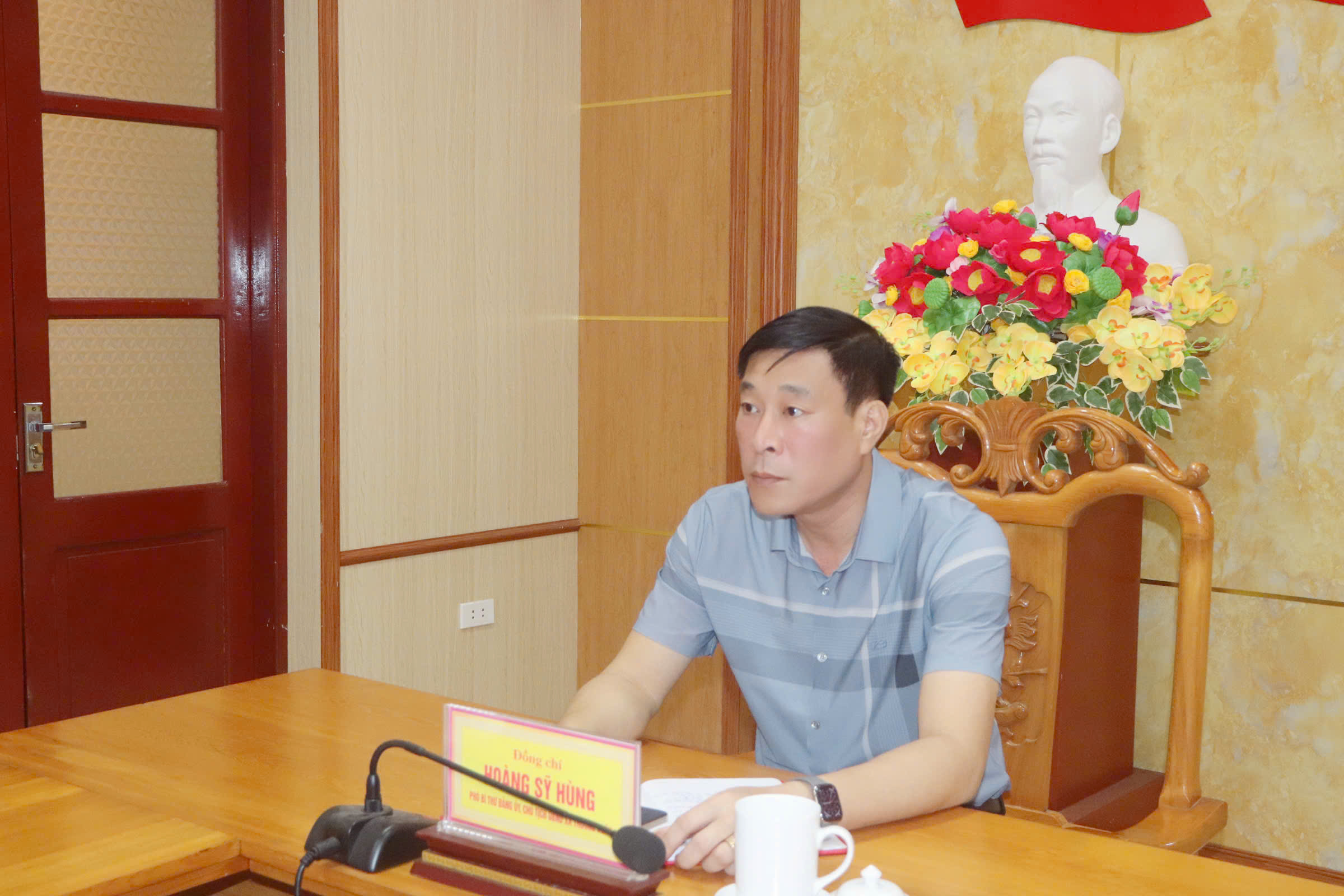 Anh-tin-bai