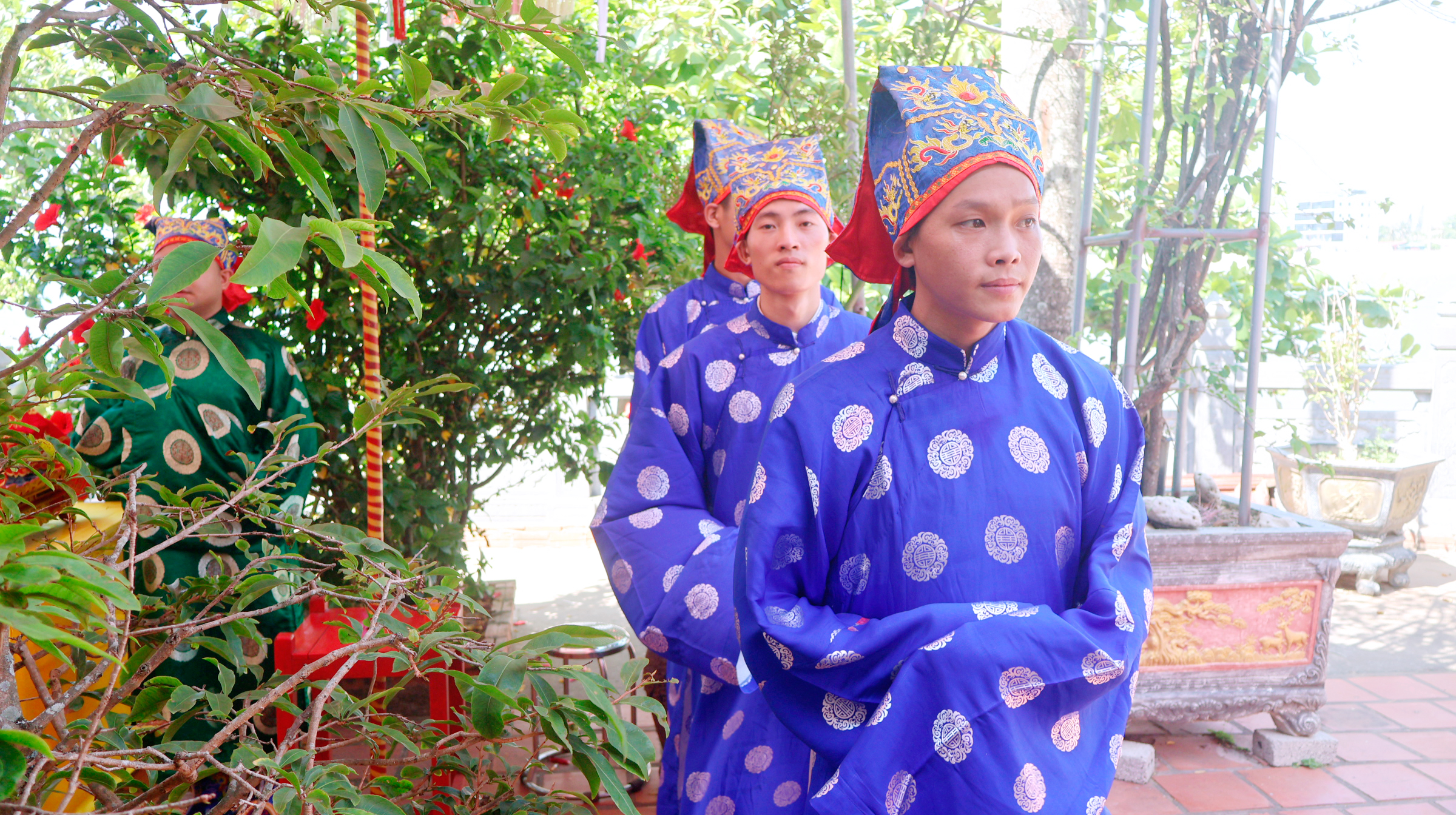 Anh-tin-bai
