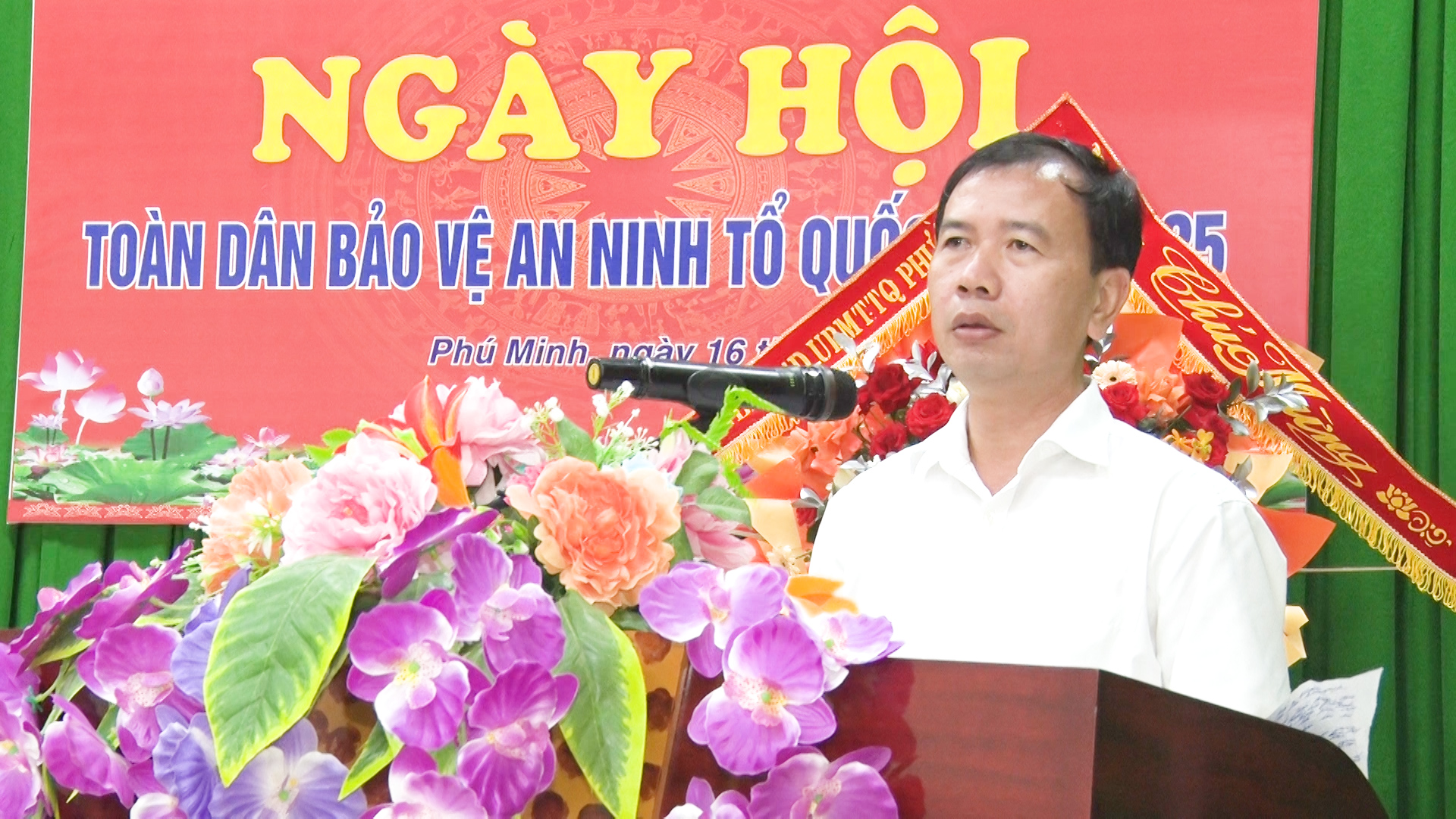 Anh-tin-bai