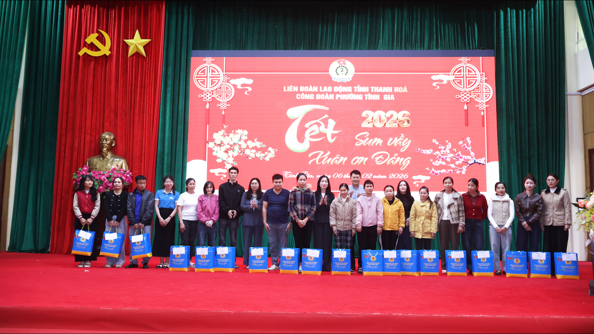 Thiết thực Chương trình “Tết sum vầy – Xuân ơn Đảng"