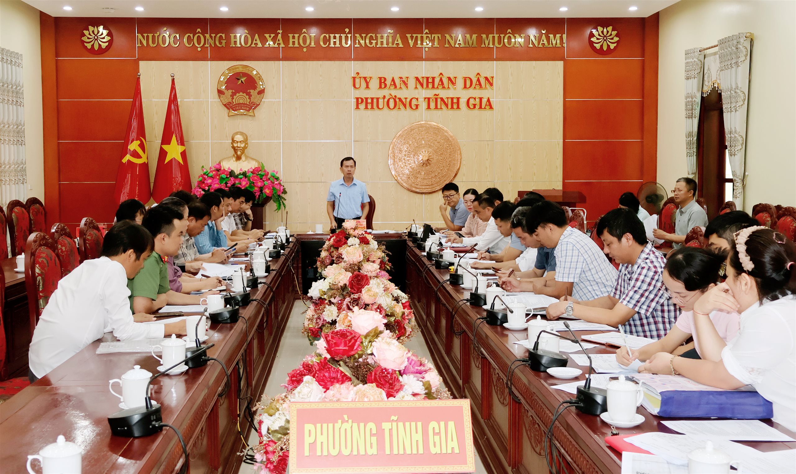 Anh-tin-bai